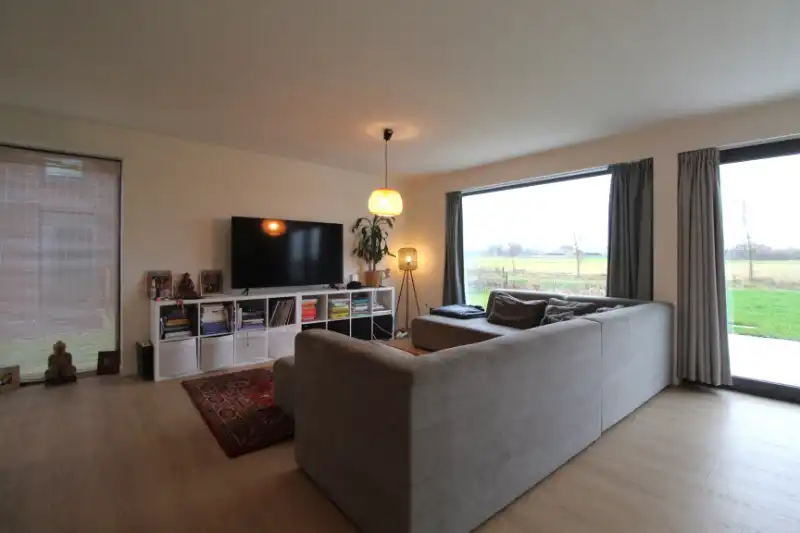 Alleenstaande nieuwbouwwoning op rustige, landelijke ligging foto 2