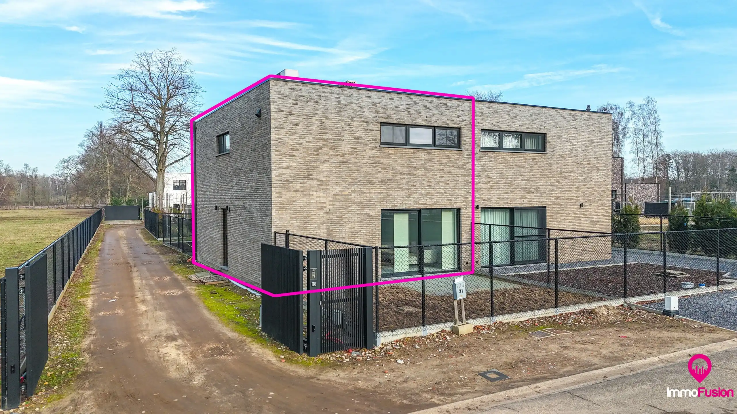 Moderne halfopen bebouwing met 3 slpks, airco en tuintje! foto 3
