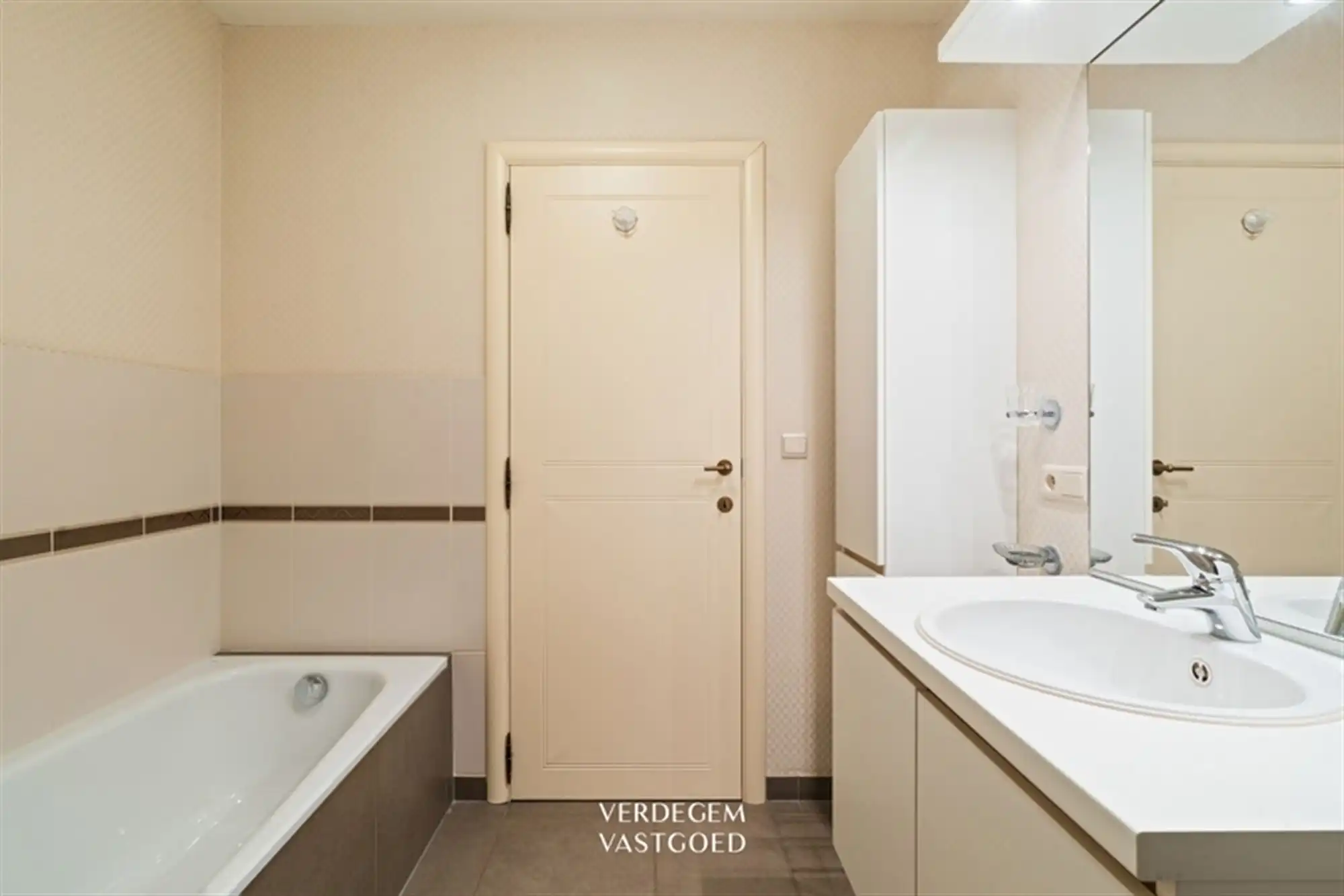 Energiezuinig en gezellig appartement met 2 slaapkamers en garage op de mooie Lindenlaan foto 10