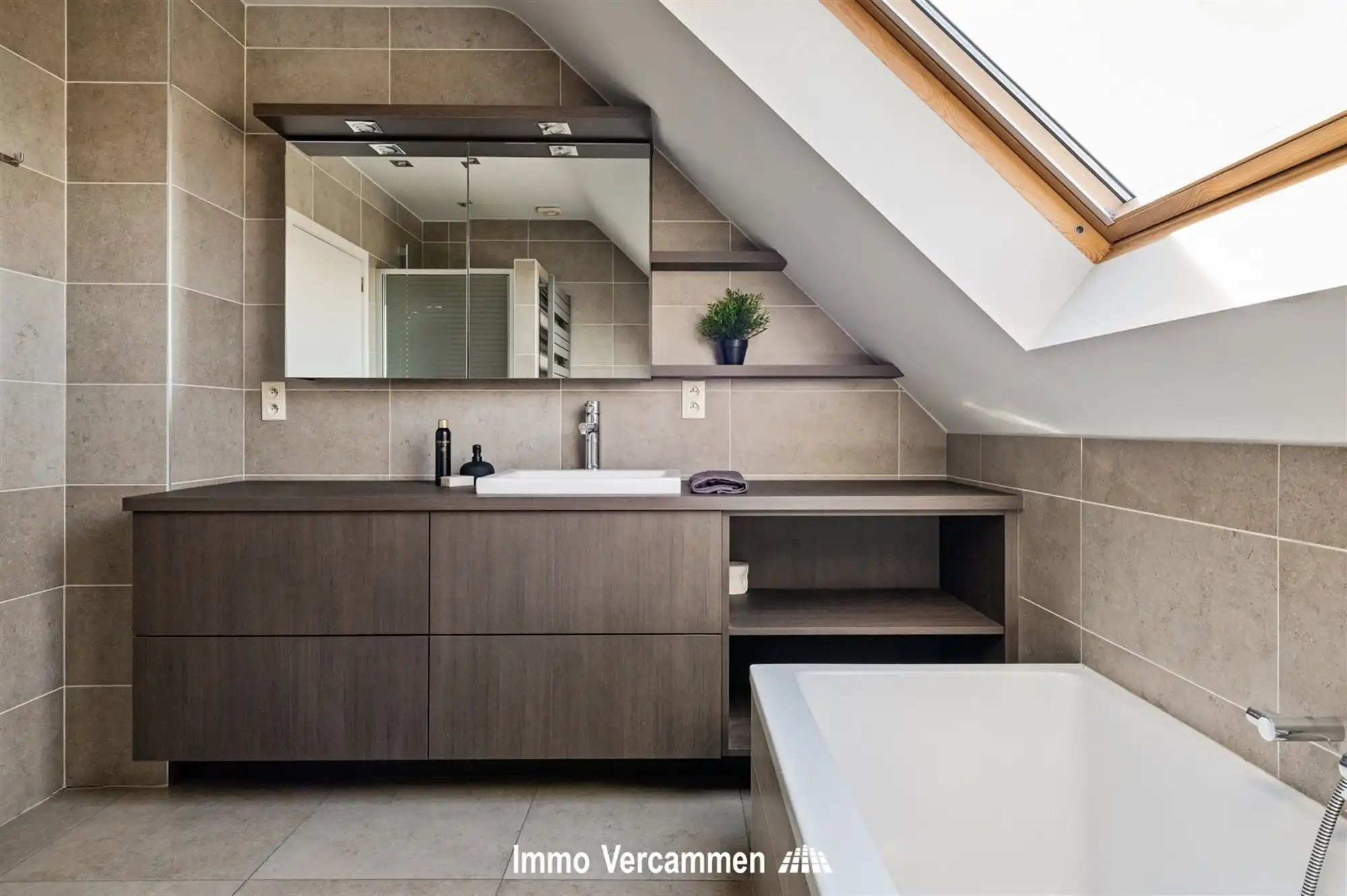 Appartement met 2 slaapkamers te Koningshooikt foto 8