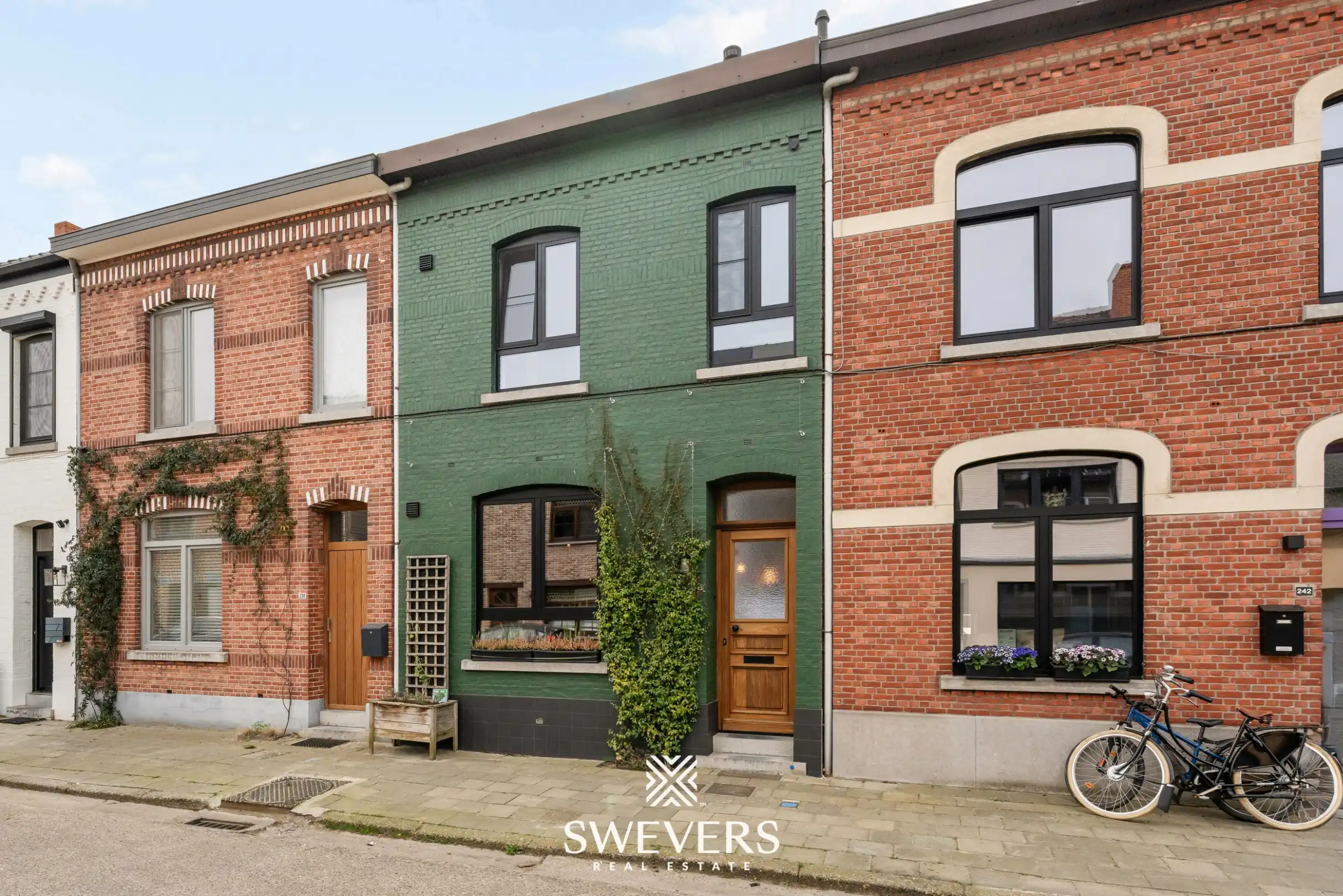 Knappe totaalrenovatie (EPC: A) met zonnige tuin en garage op topligging in Hasselt foto 27