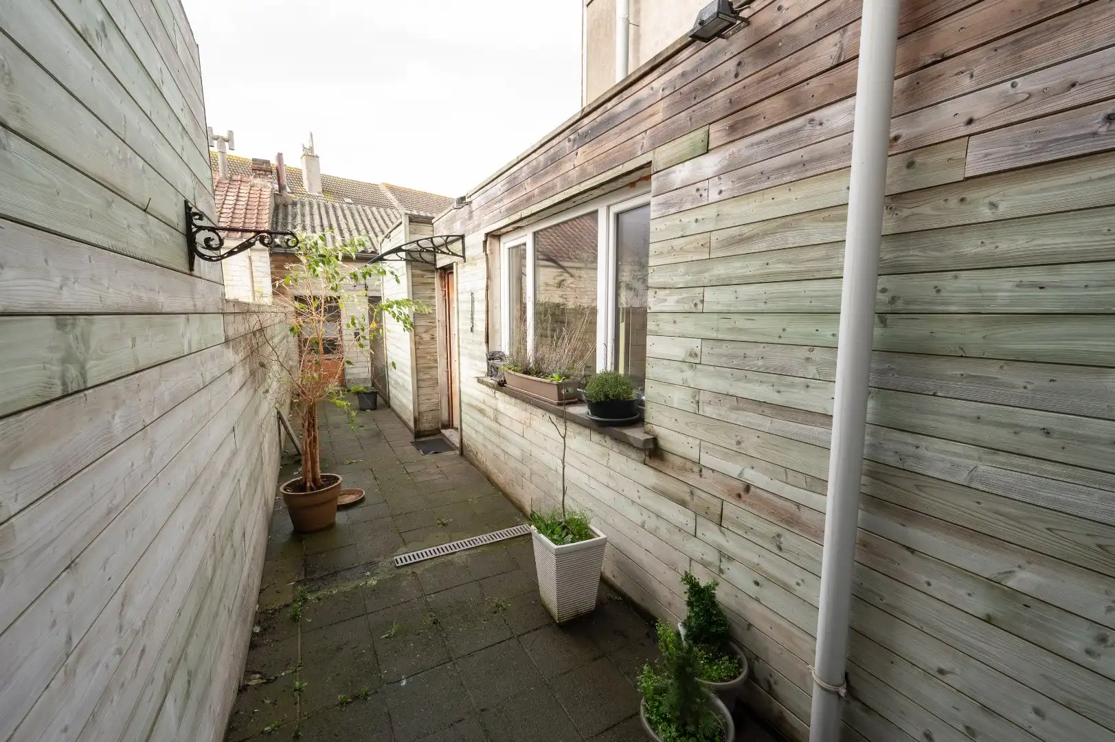 CENTRAAL GELEGEN KNAPPE STARTERSWONING  foto 6