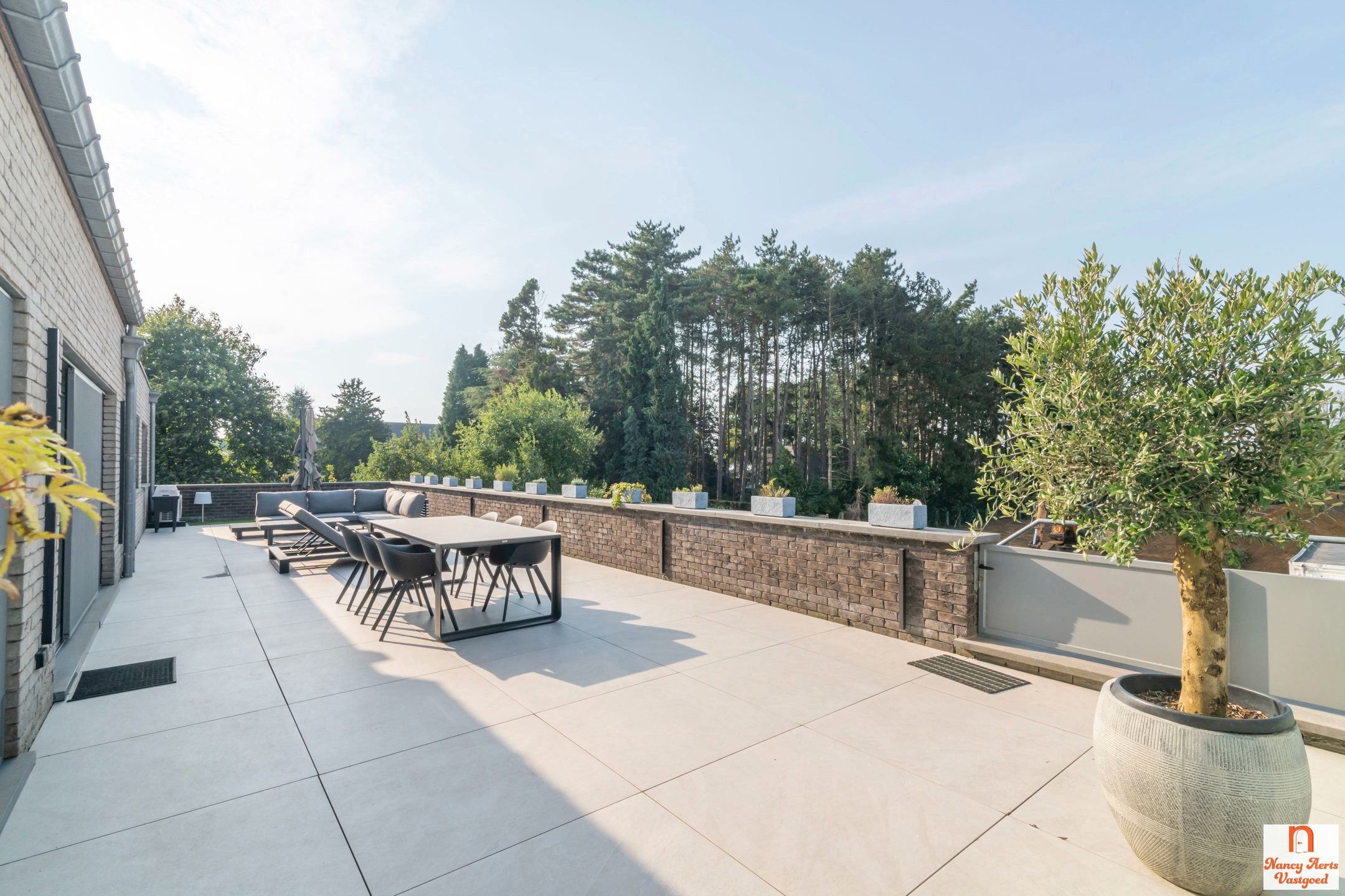 Luxueus afgewerkt appartement met gigantisch zonneterras foto 26