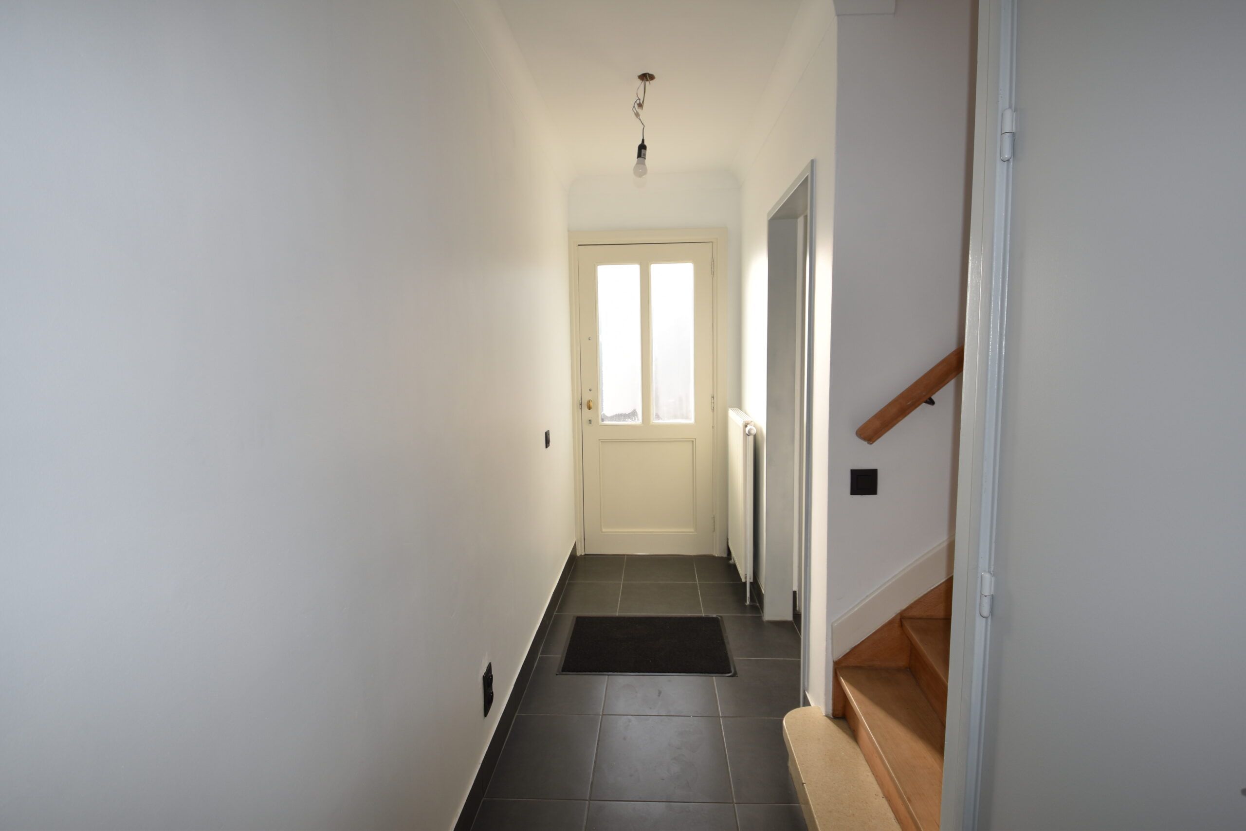 Volledig gerenoveerde woning met 4 slaapkamers in Temse foto 6