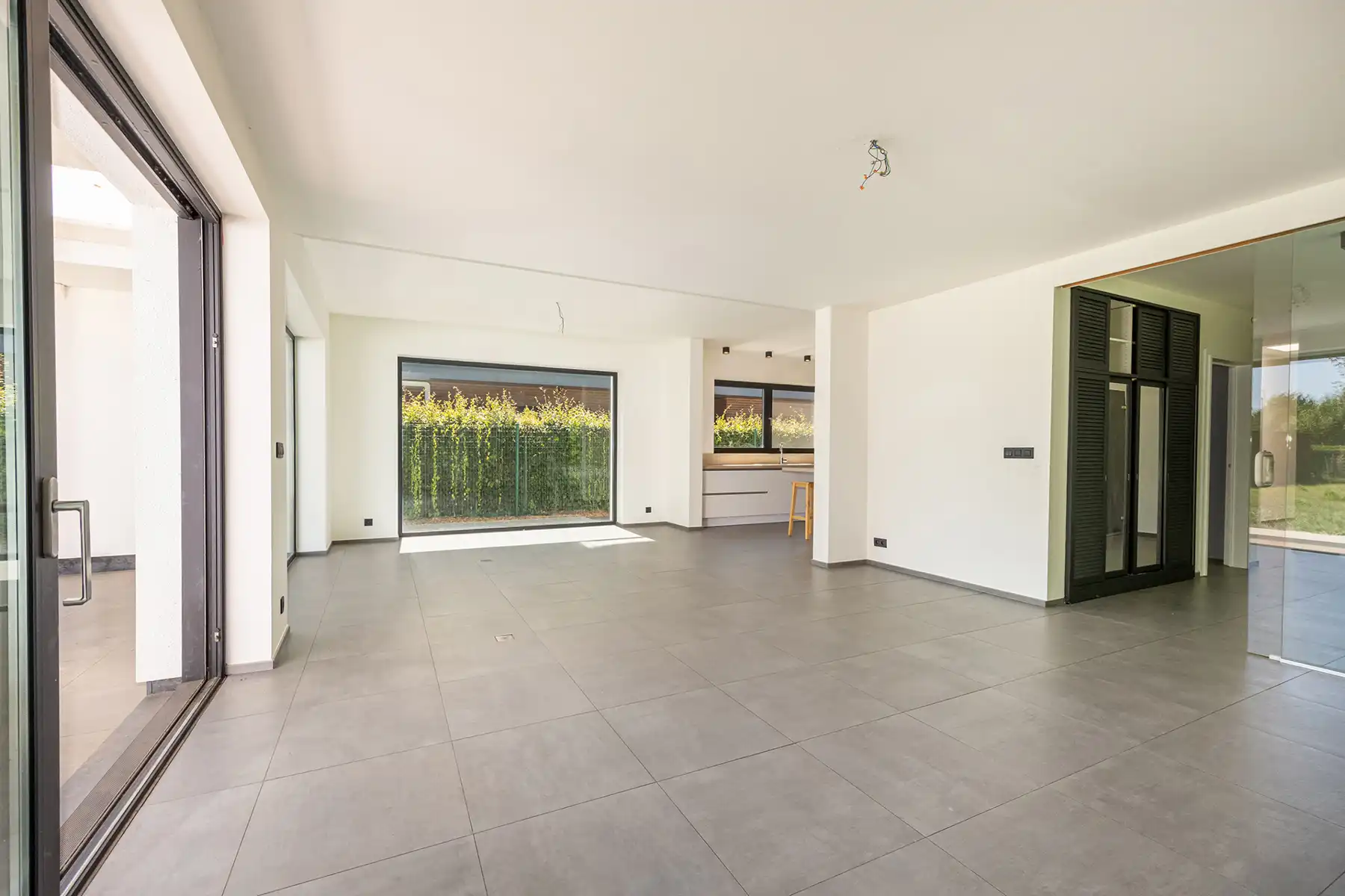 Instapklare bungalow op een perceel van ruim 40 are foto 9