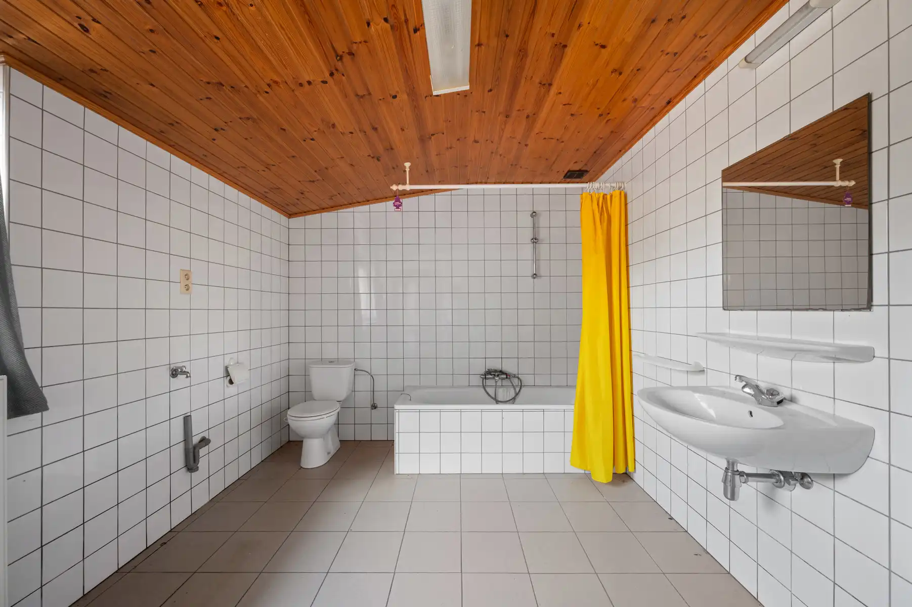 Te renoveren pand met magazijnen te BEERZEL foto 14