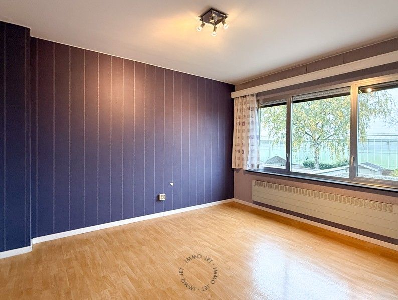 Charmante woning met 3 slaapkamers, garage en tuin op gunstige locatie in Zwijndrecht foto 12