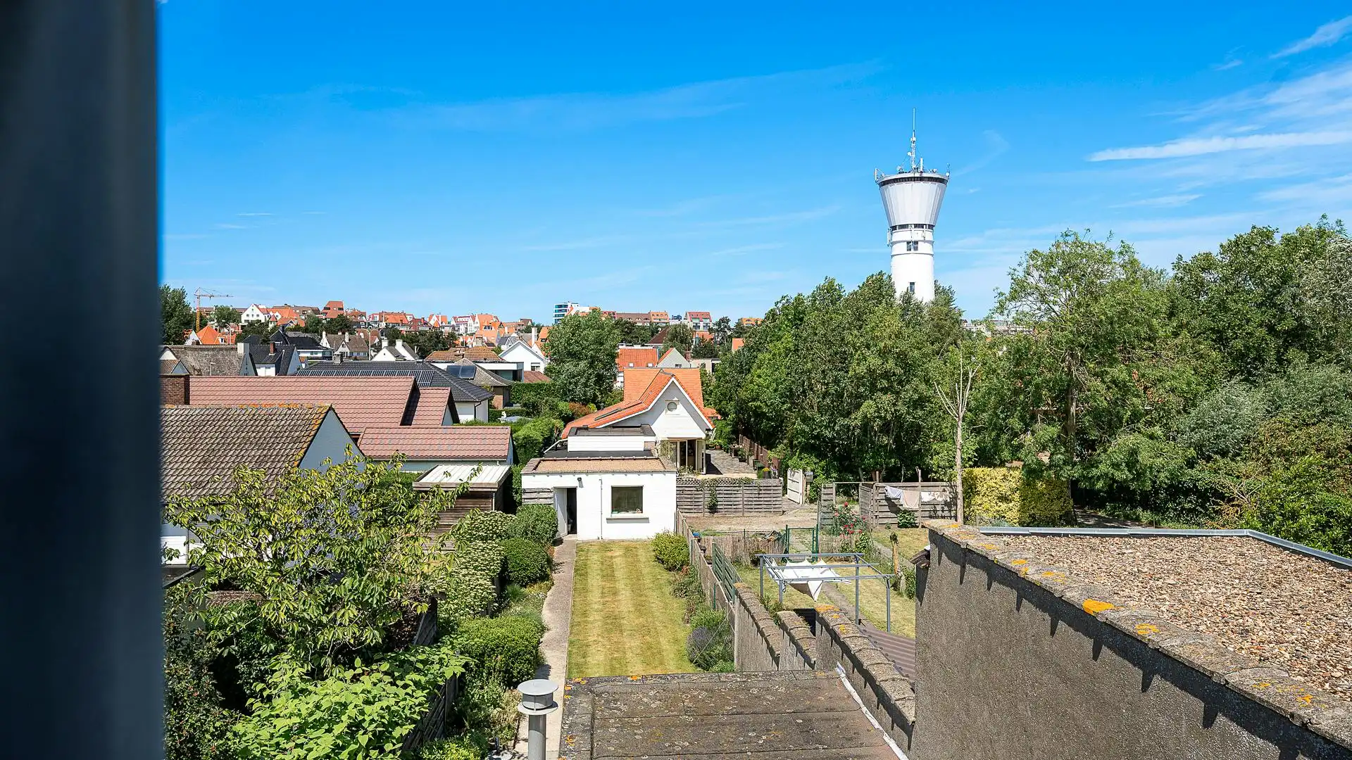 Huis met zonnige tuin en garage te koop nabij centrum Knokke foto 12