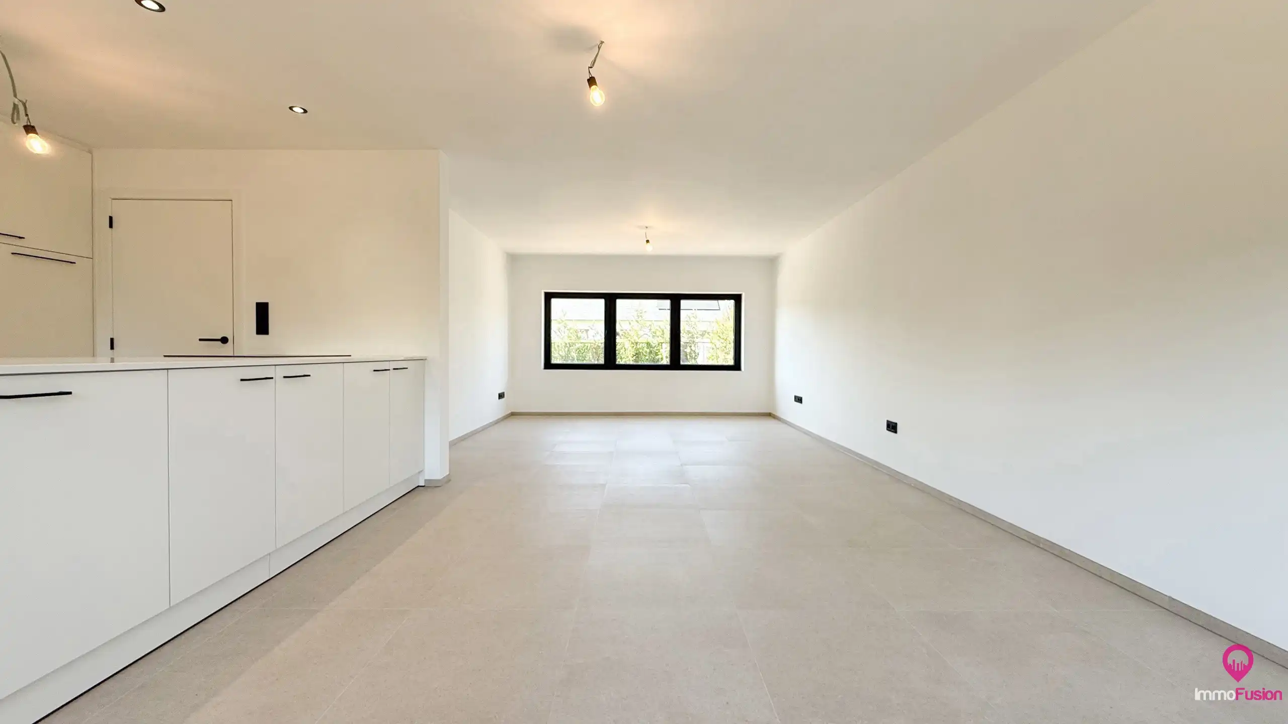 Totaalgerenoveerde, instapklare woning met 3 slpks te Zolder foto 17