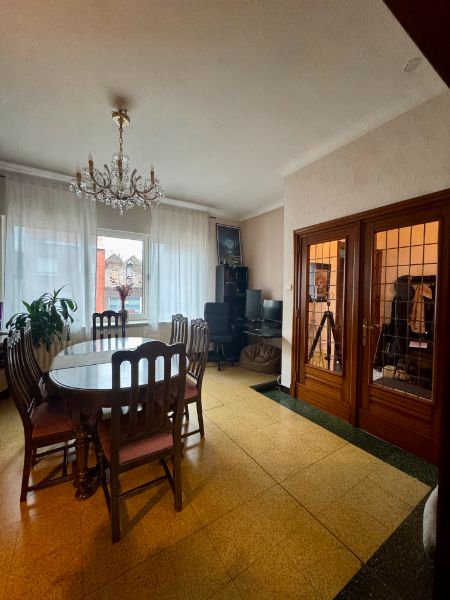 Karaktervolle woning met 3/4 slaapkamers foto 3