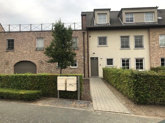 Appartement te huur foto {{pictureIndex}}