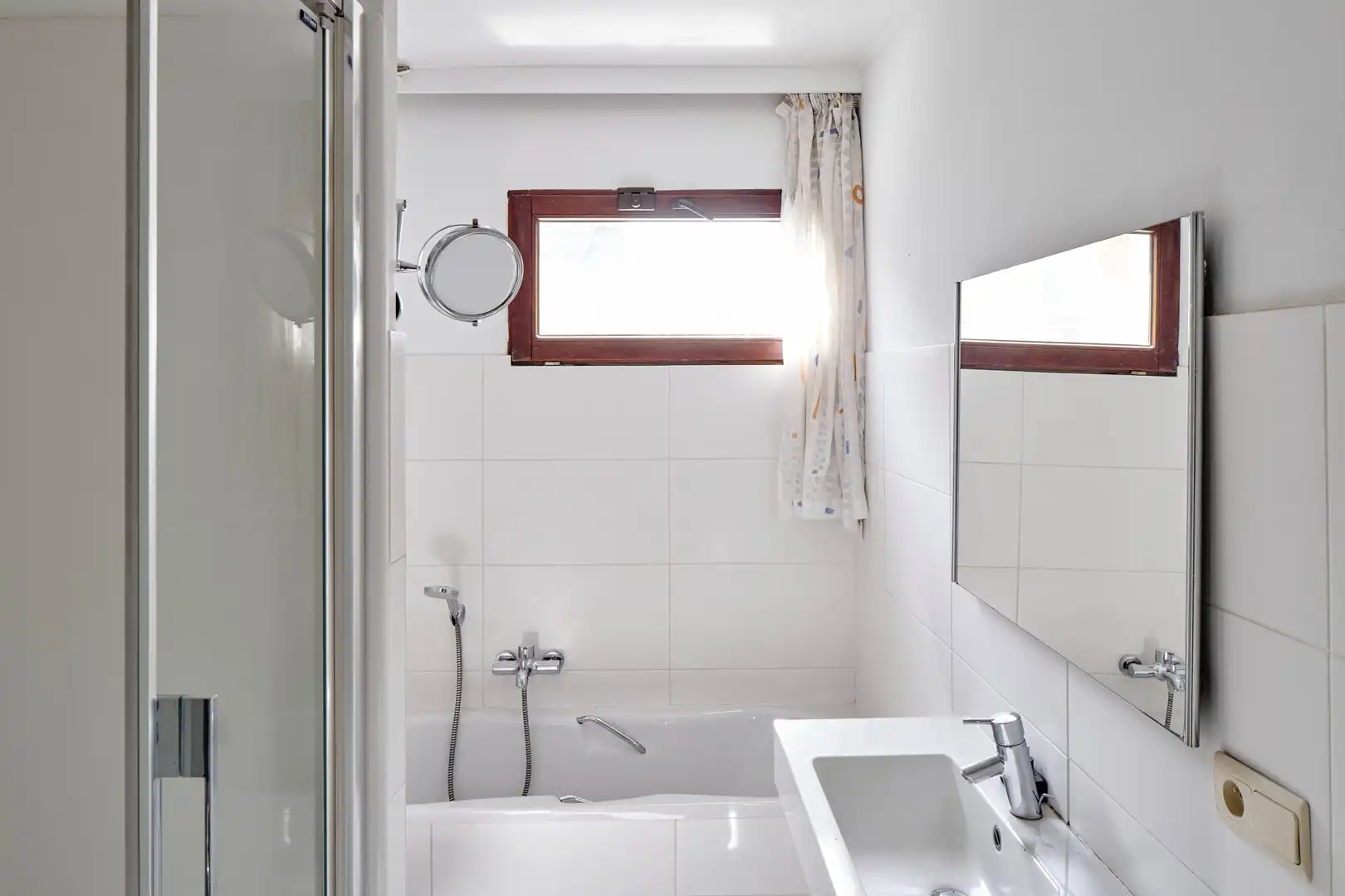 Organische architecten- en kunstenaarswoning foto 22