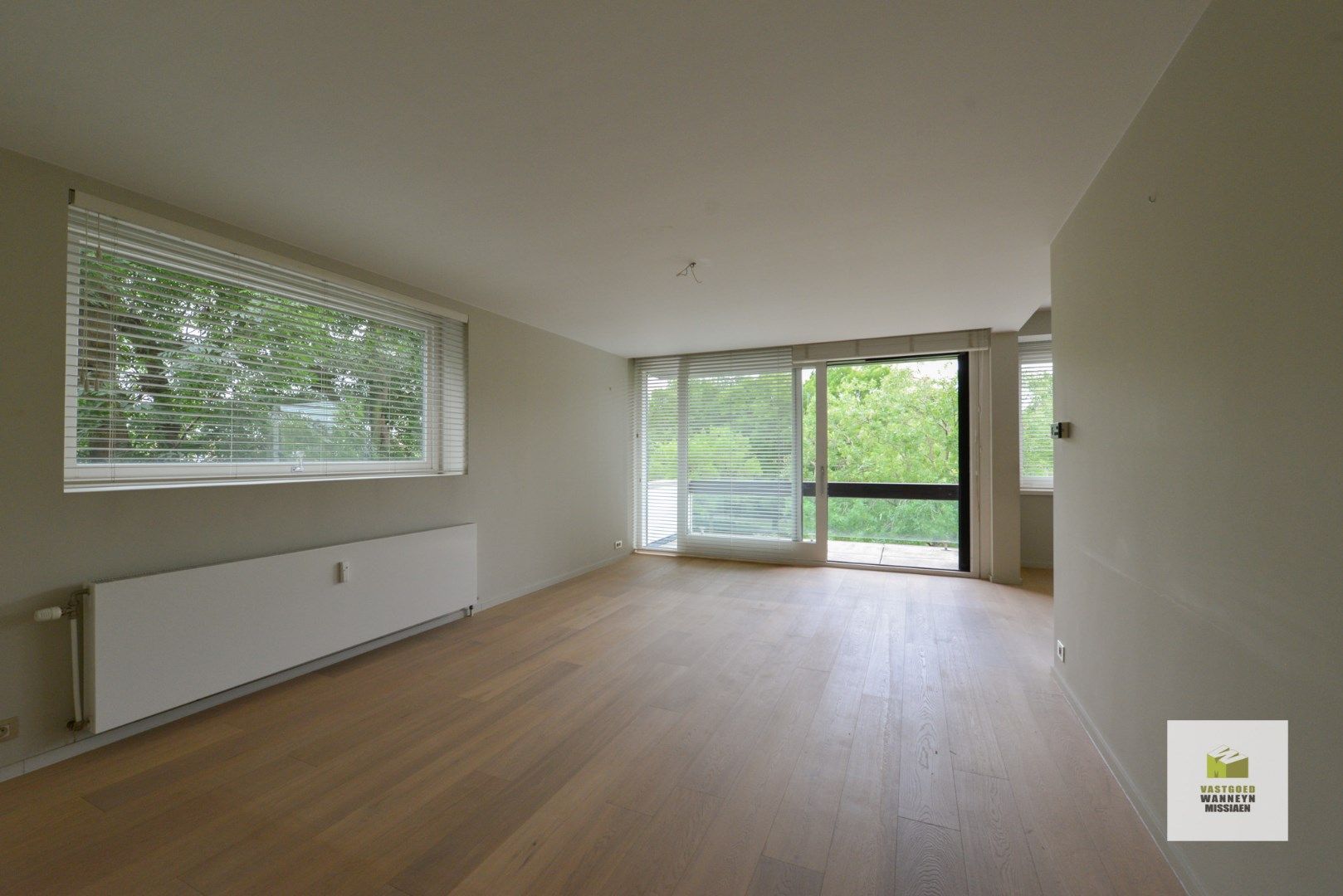 Gerenoveerd 3slpk appartement met 3 terrassen en ondergrondse staanplaats te centrum Brugge foto 9