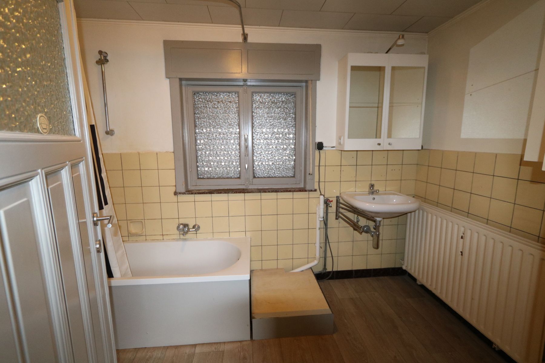 Af te breken of compleet te renoveren woning foto 3