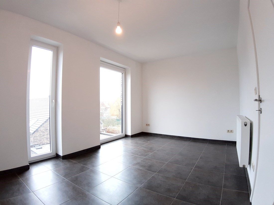 Mooi recent appartement te Bree foto 19