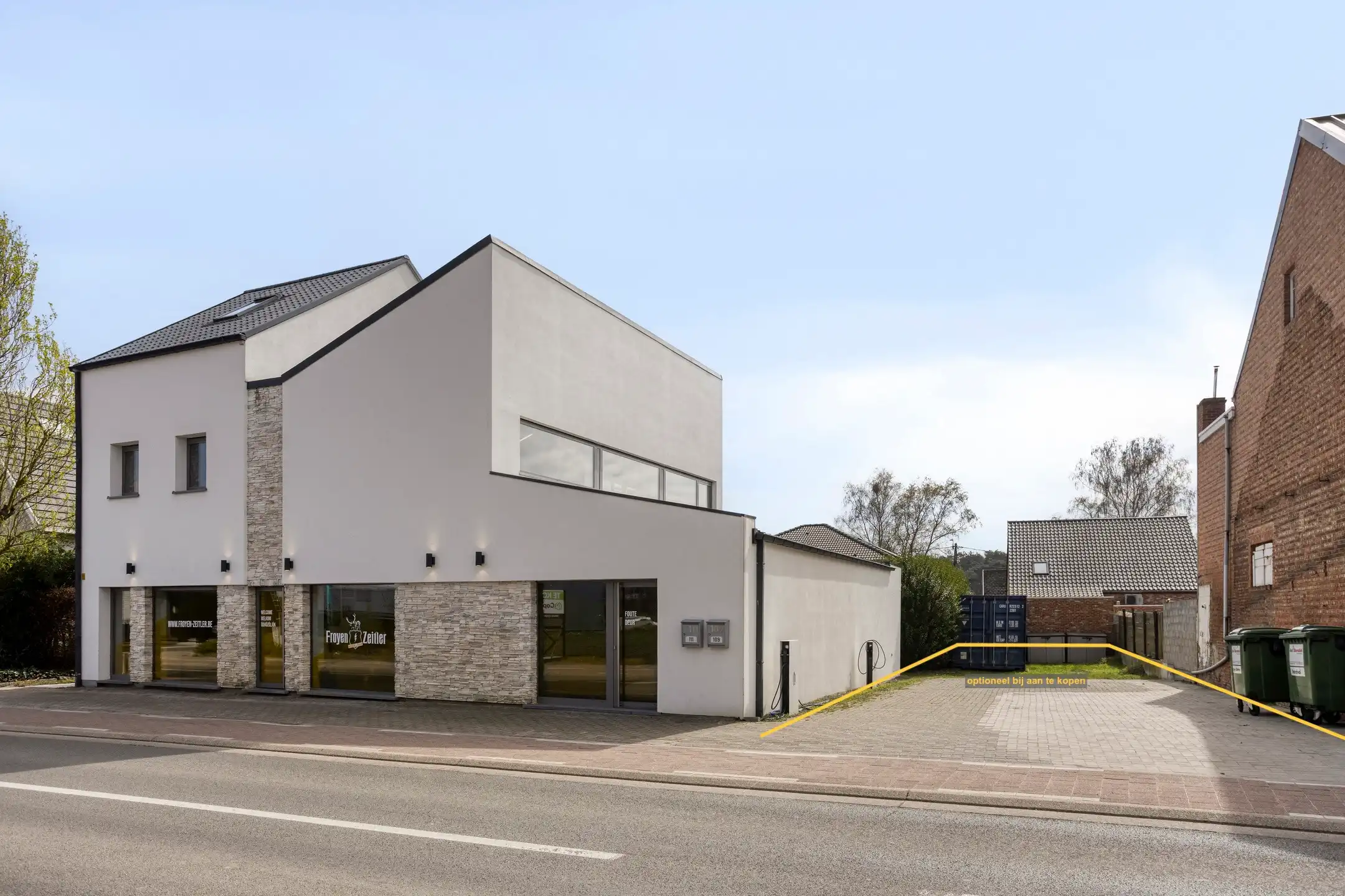 Woonst met handelsruimte op een strategische locatie foto 30