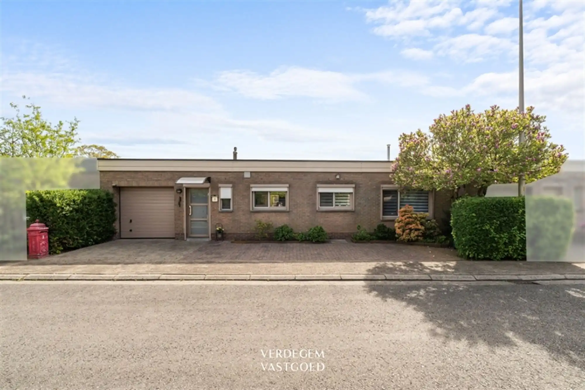 Hoofdfoto van de publicatie: Bungalow met 3 slaapkamers in rustige buurt