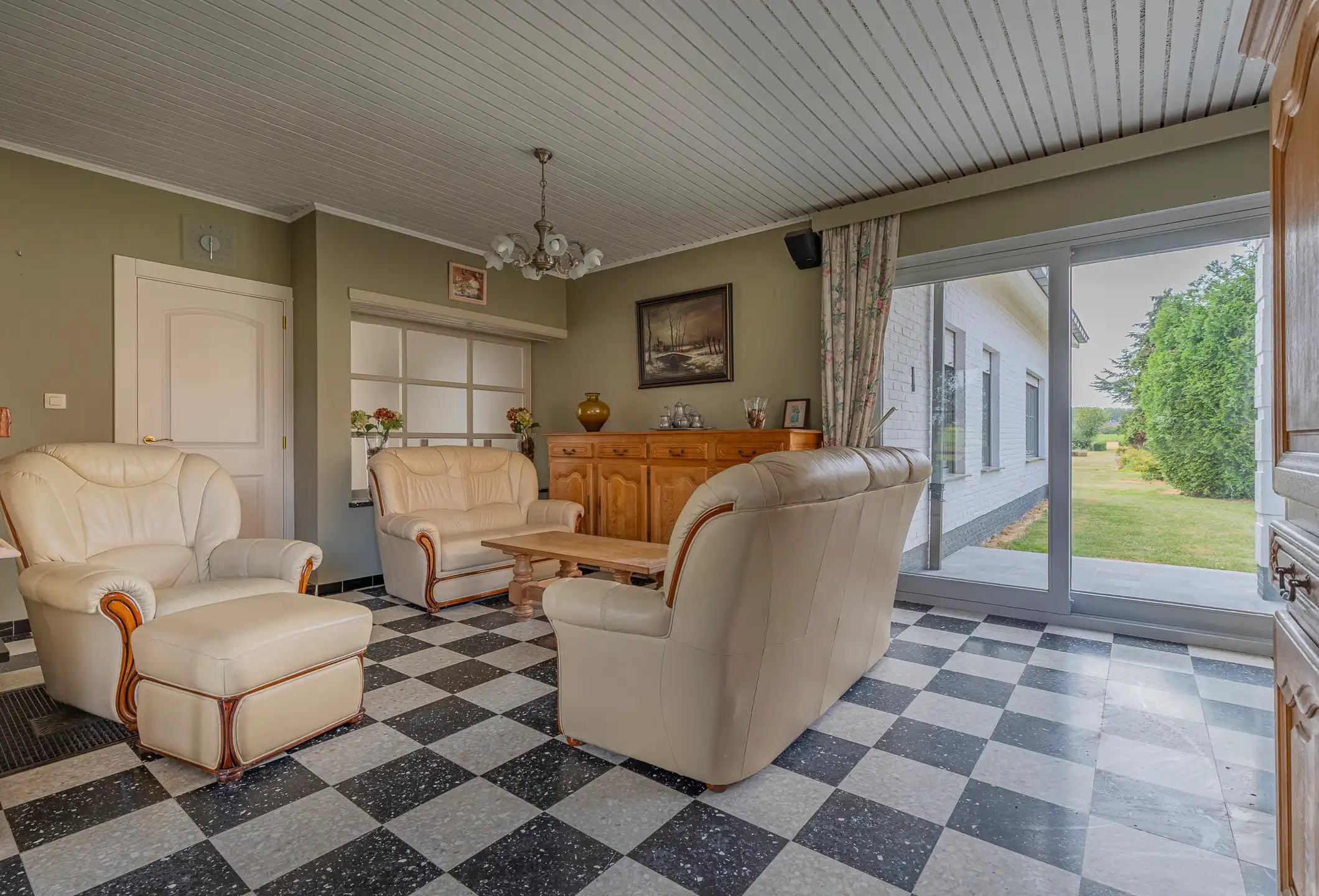 ZOTTEGEM - Rustig gelegen bungalow in het groen foto 5