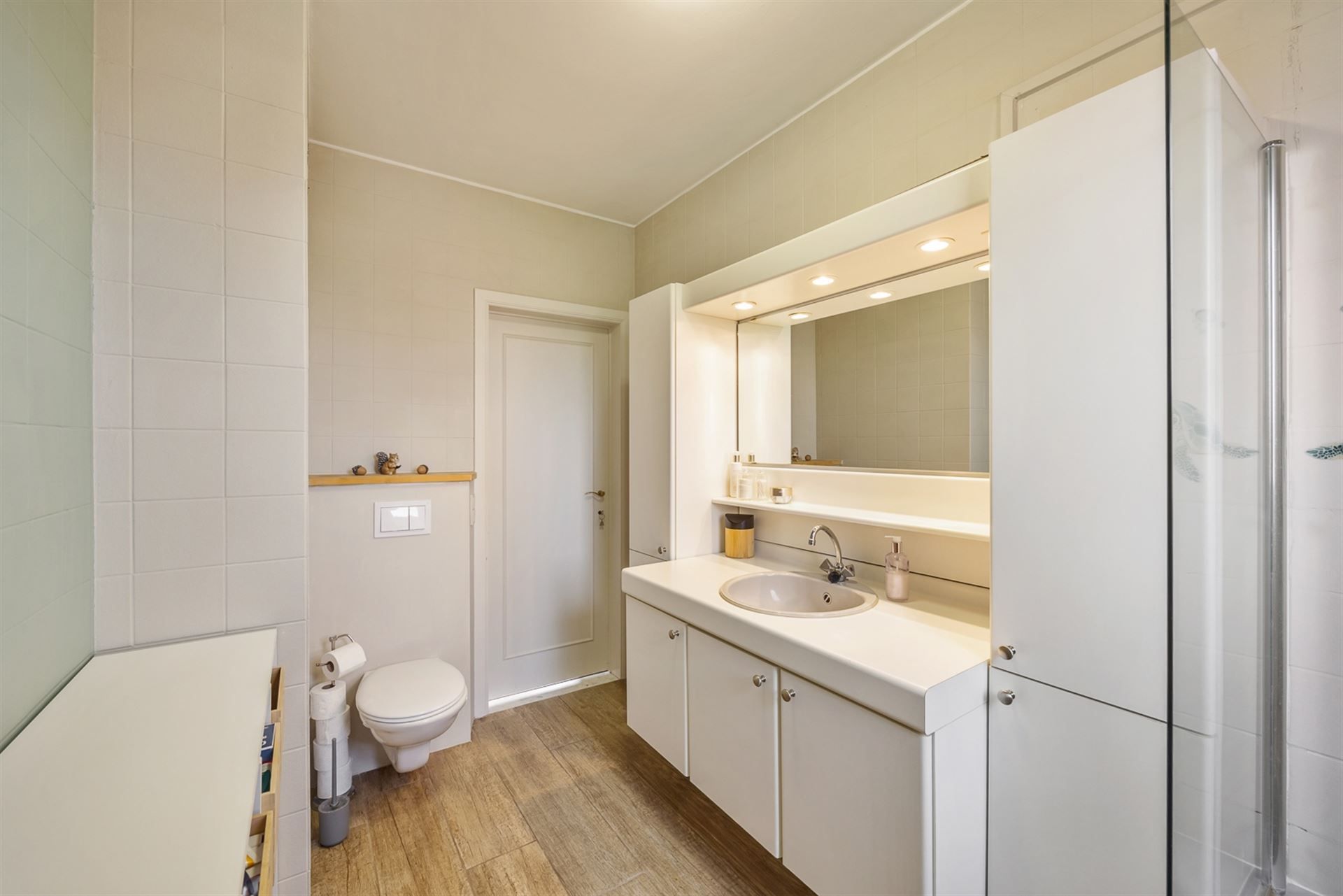 Instapklaar Dakappartement met 2 Ruime Terrassen foto 11