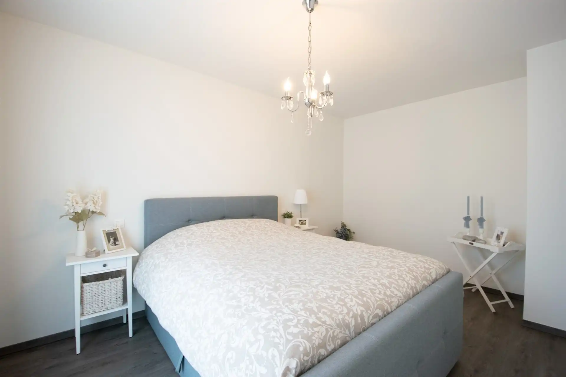 Uitstekend gelegen nieuwbouw BEN appartement in het centrum van Stekene.   foto 8