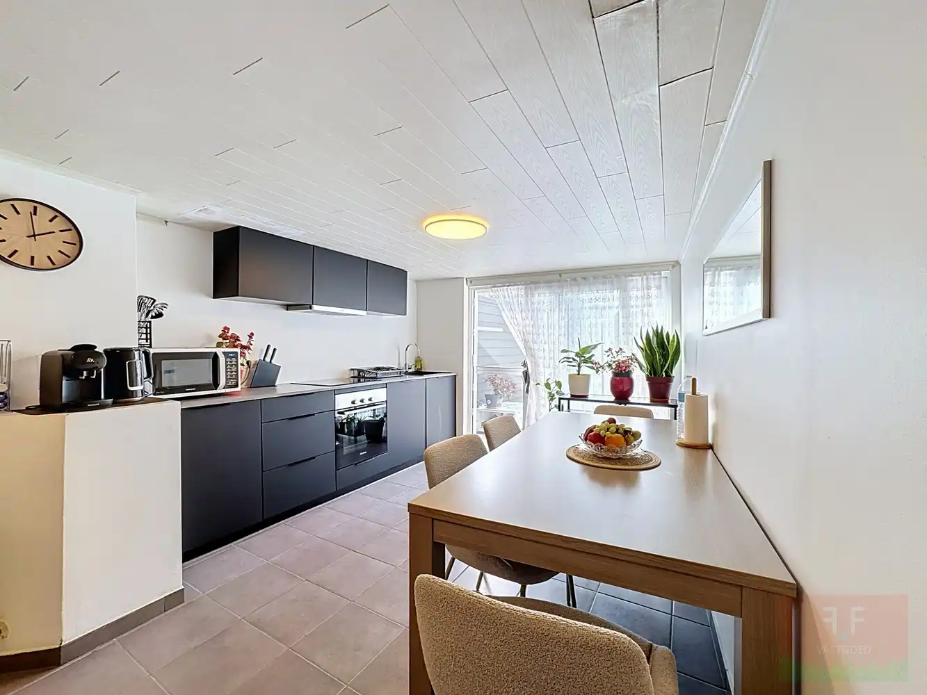 Energiezuinige moderne gezinswoning met garage, 3 slaapkamers, 2 badkamers en stadstuin foto 7