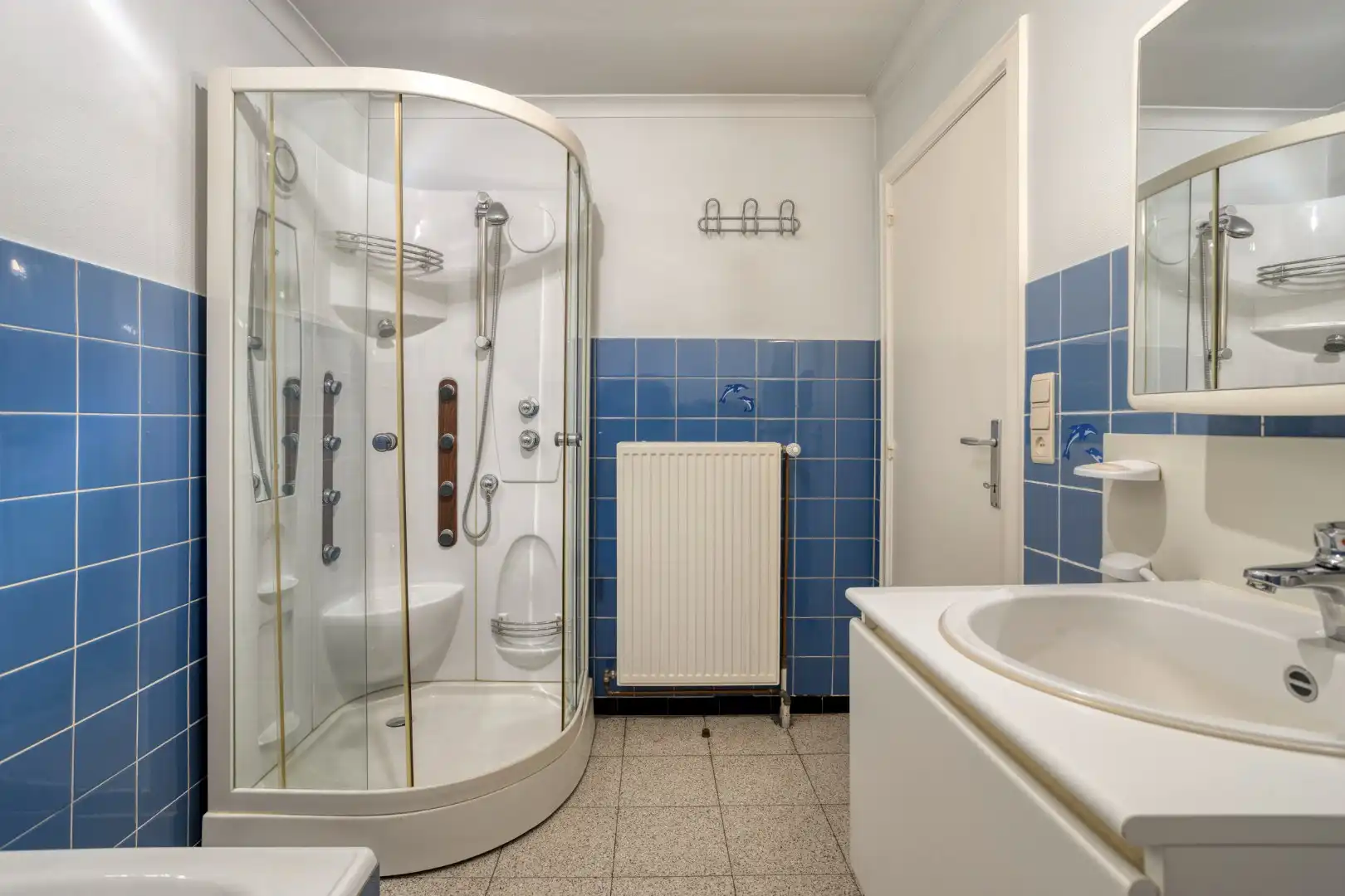 Woning met 2 slaapkamers en ruime garage! foto 11