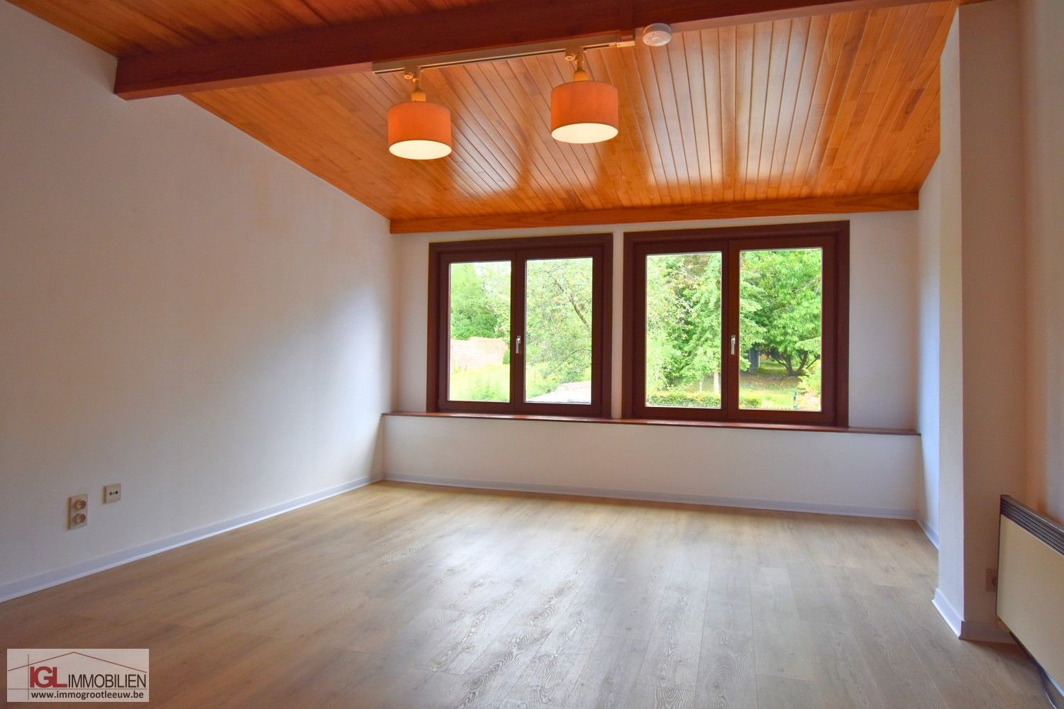 Woning met 2 slaapkamers en tuin in het centrum van Sint-Genesius-Rode foto 7