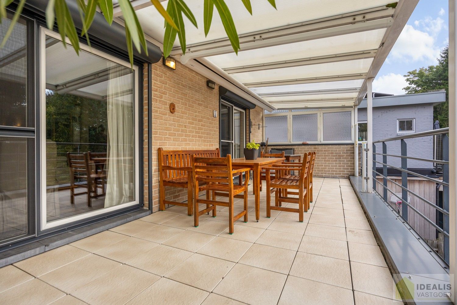 IDEALIS VASTGOED – RUIM INSTAPKLAAR APPARTEMENT IN KLEINSCHALIGE RESIDENTIE MET LICHTRIJKE LEEFRUIMTE, OPEN KEUKEN, HEERLIJK OVERDEKT TERRAS, 3 SLAAPKAMERS, BADKAMER, FIJNE WASPLAATS/BERGING EN INPANDIGE GARAGE OP EEN UITERST GUNSTIGE LOCATIE MIDDEN IN HET CENTRUM VAN PELT!! ZEER GESCHIKT VOOR KANDIDATEN OP ZOEK NAAR INSTAPKLAAR APPARTEMENT foto 20