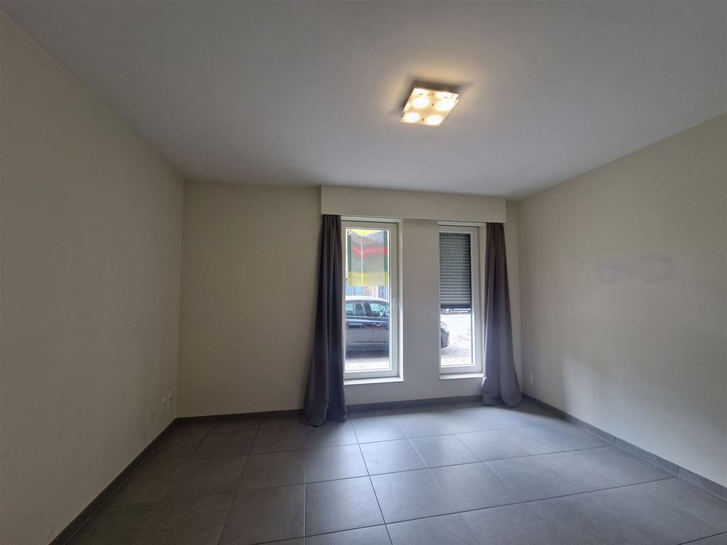 Gelijkvloers 1 slaapkamer appartement  foto 9