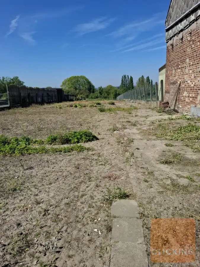 Heel mooi gelegen bouwgrond met uniek dieptezicht foto 8