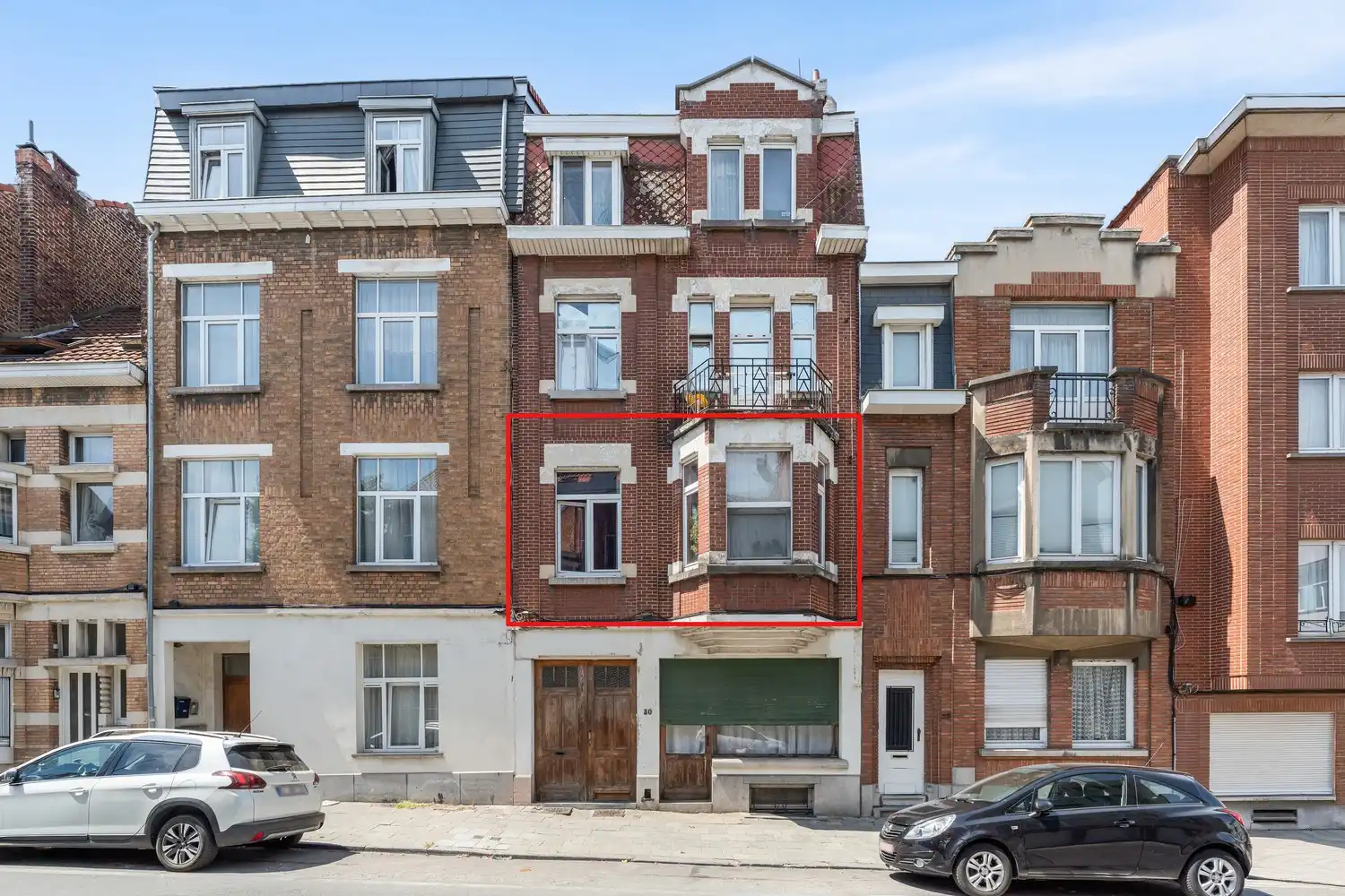 Opbrengsteigendom met totaaloppervlakte van 245m² op een uitstekende locatie in Anderlecht! foto 2