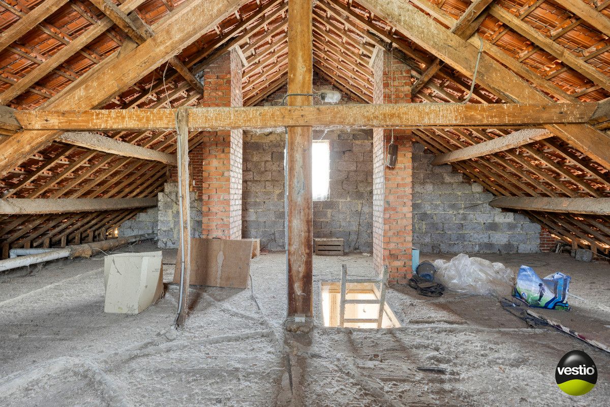 RUSTIG GELEGEN RUIME VRIJSTAANDE WONING MET GROTE TUIN OP 22A49CA TE HOESELT. foto 27