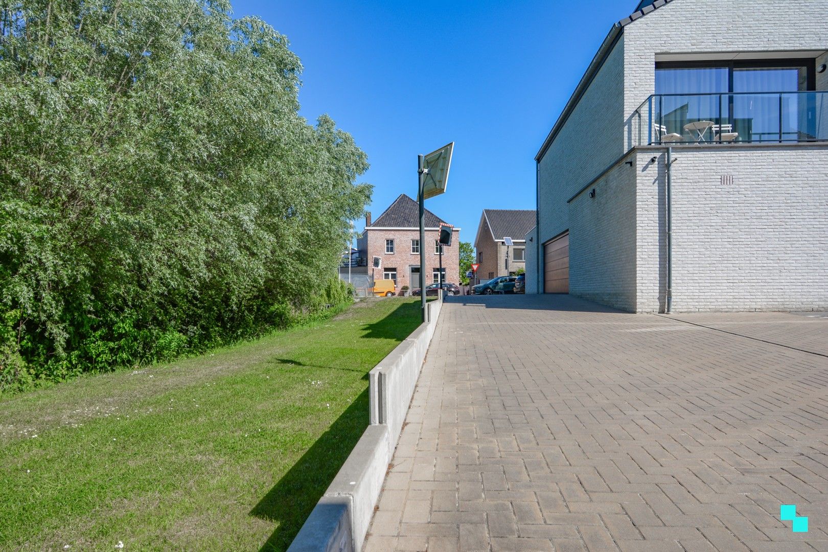 Aantrekkelijk, nieuwbouw appartement in dorpskern Gits foto 20