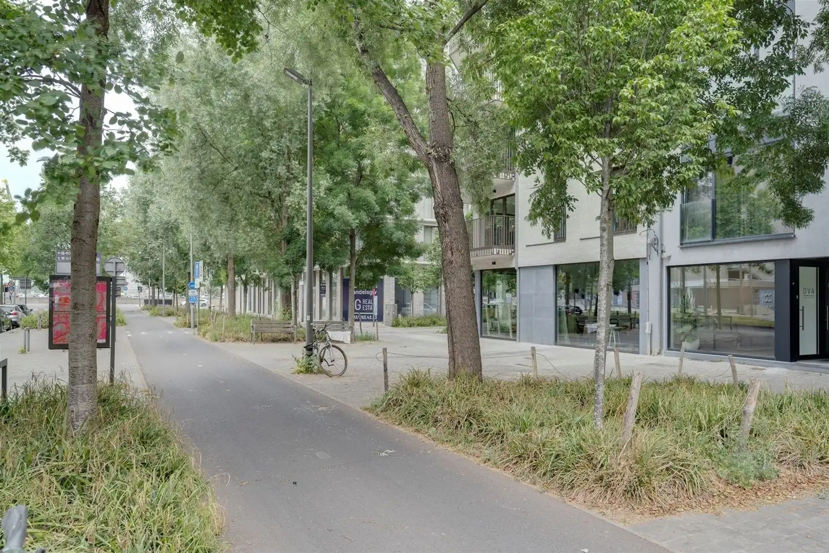 Ruimte voor kantoor/vrije beroepen/dienstverlening op het bruisende Eilandje foto 13