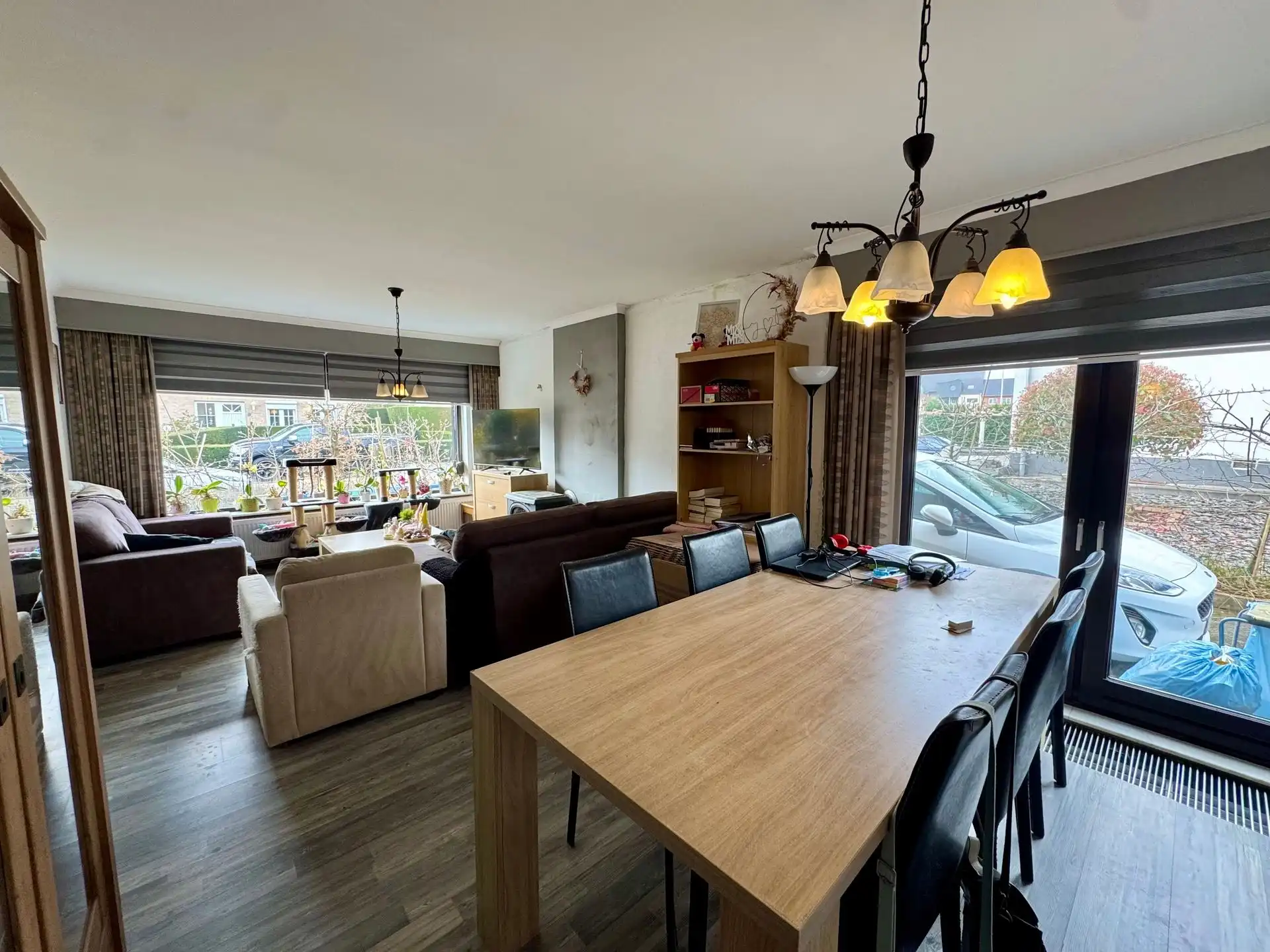 ruime halfopen bebouwing foto 8