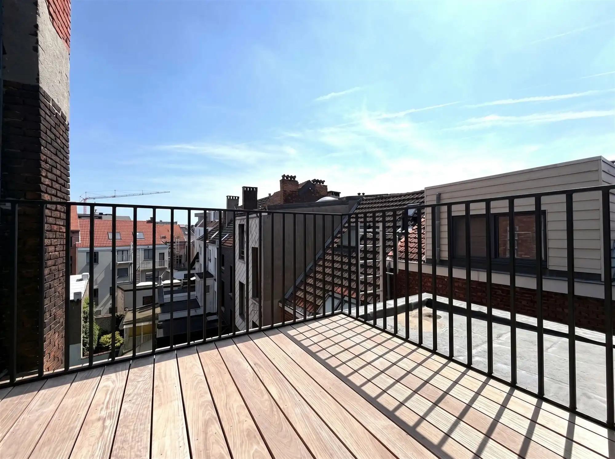 Prachtige studio met zonnig dakterras. foto 9