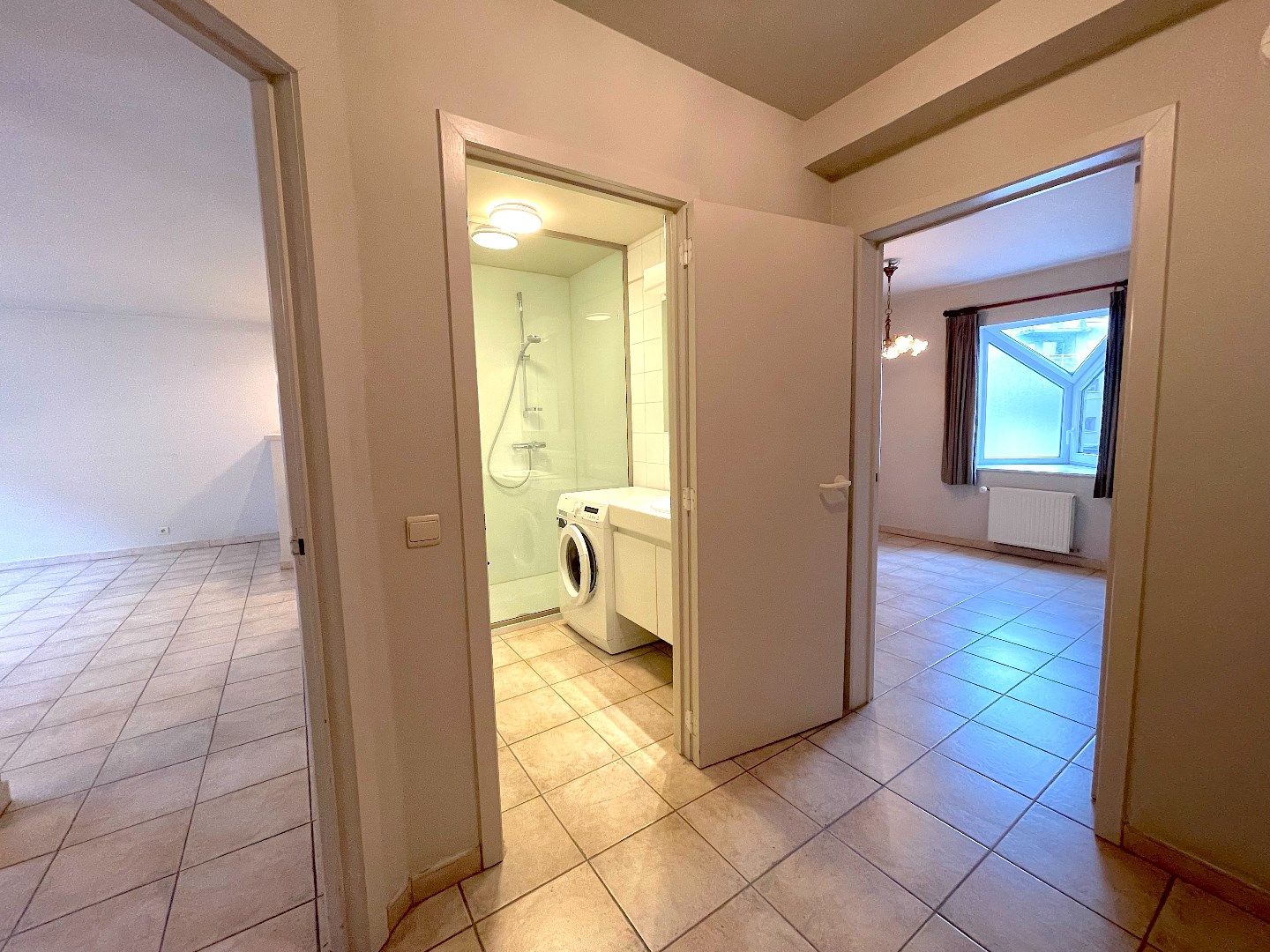 Mooi 2-slaapkamerappartement in centrum Lauwe! foto 10