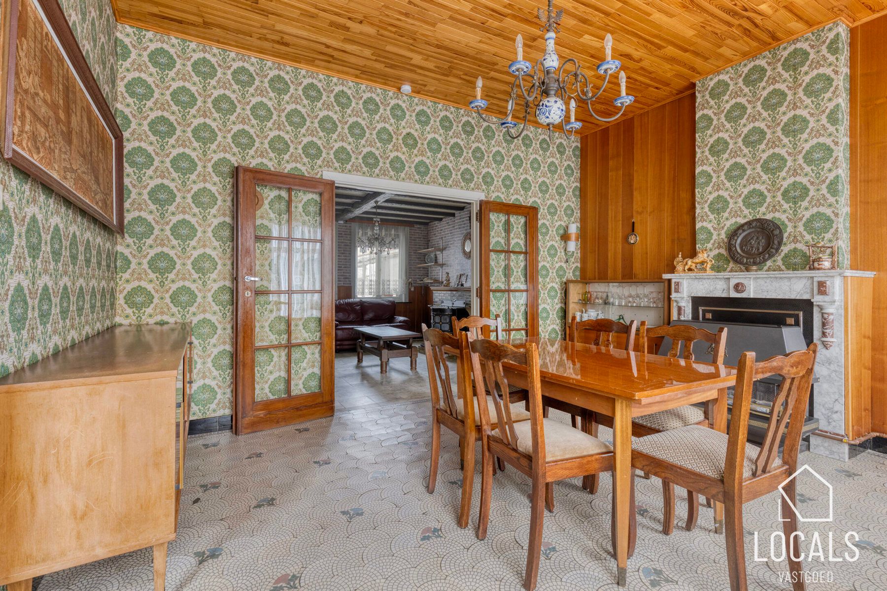 Goed gelegen HOB met tuin, garages, 3 slaapkamers en zolder foto 7