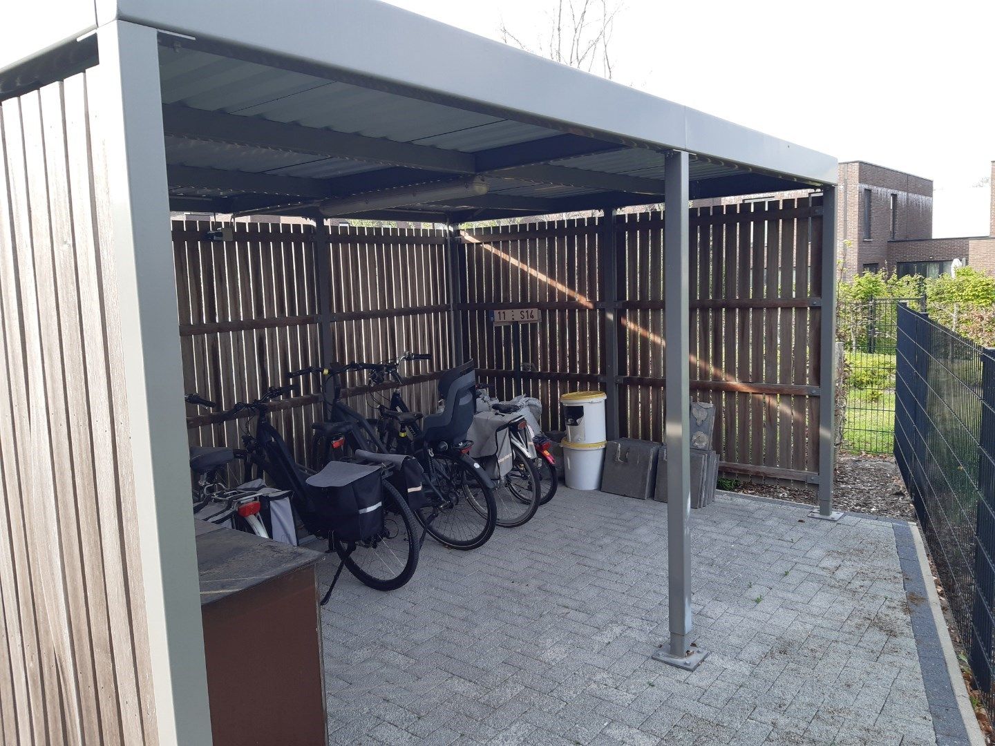 Eigentijds wonen met mega-kelder. foto 22