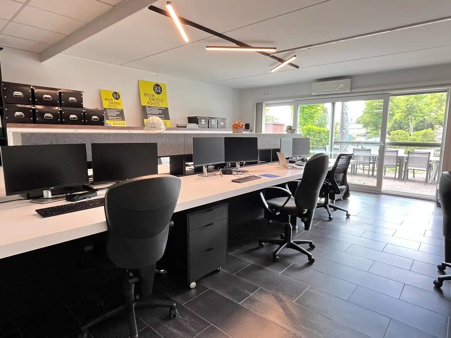 Gelijkvloers handelspand van 174 m² foto 14