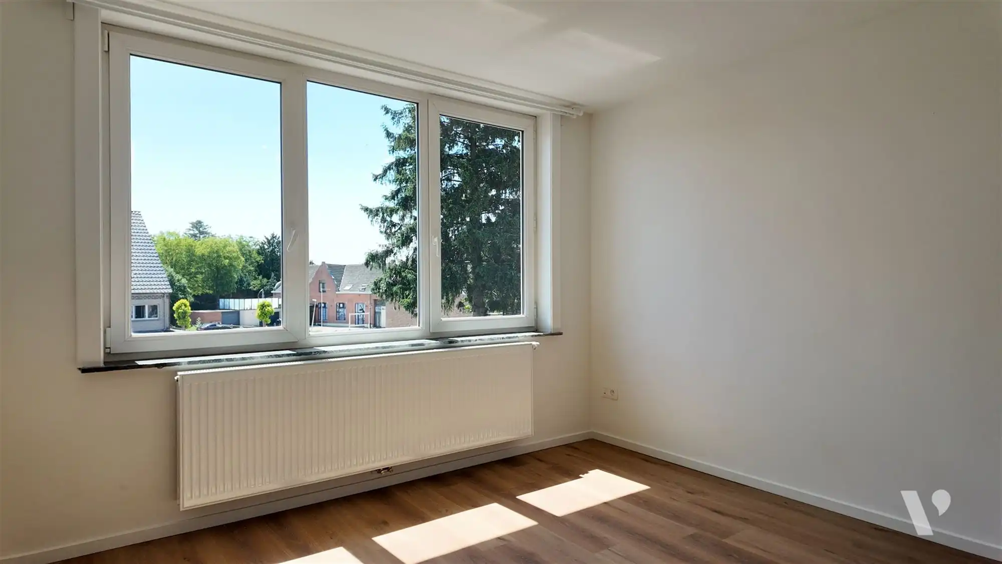 Volledig gerenoveerd 2slpk-appartement in centrum Zolder  foto 8
