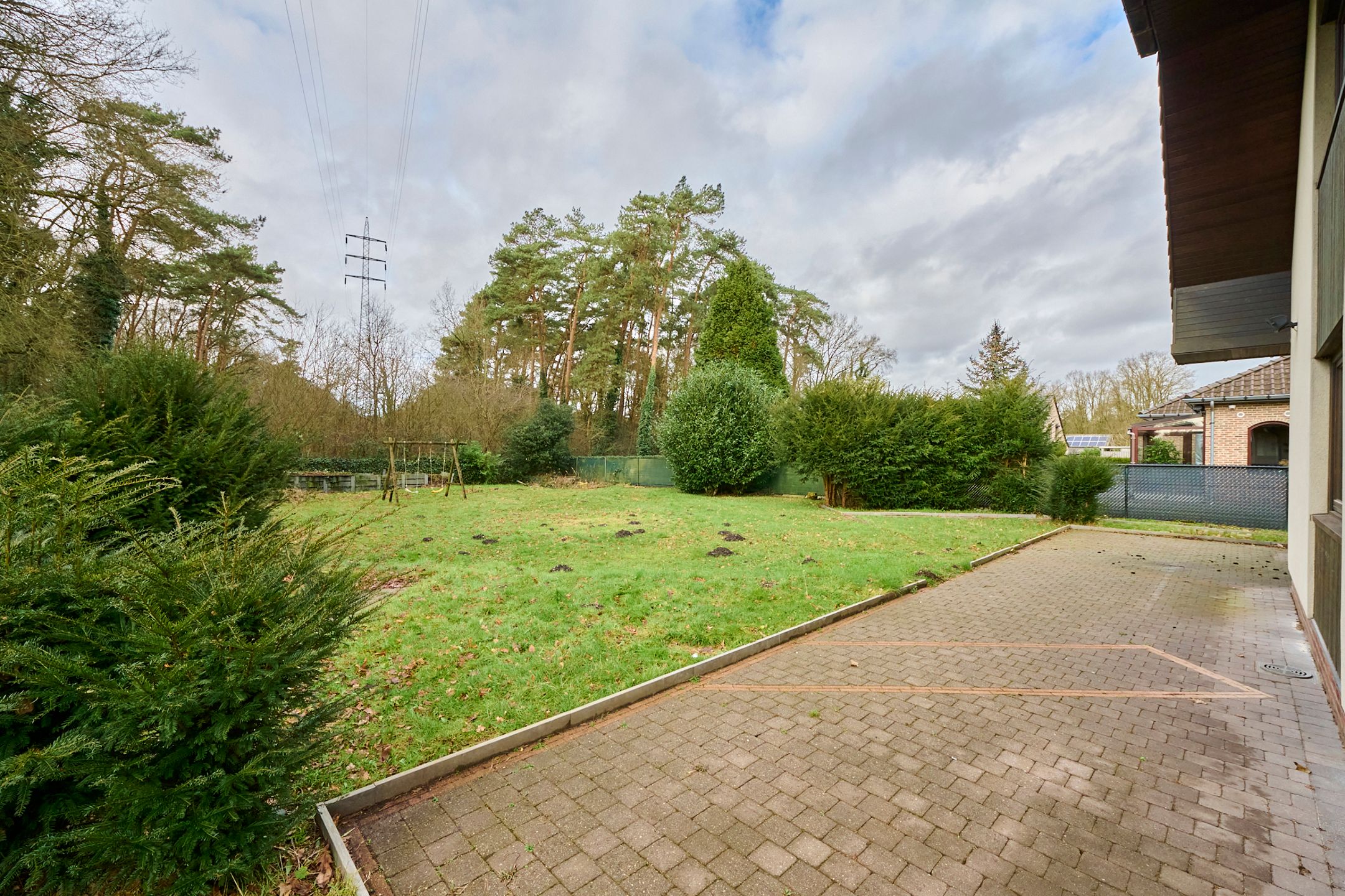 Zeer ruime en eigentijdse gezinswoning op 11a  foto 4