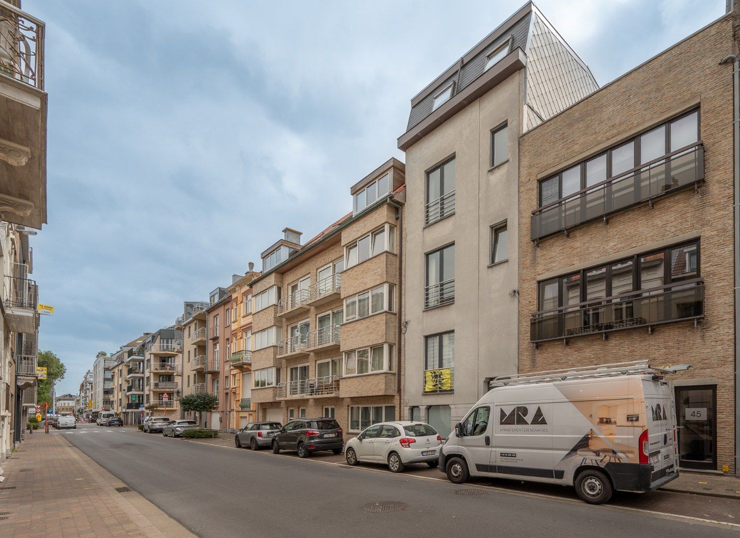 Instapklaar appartement op centrale ligging te Blankenberge foto 11