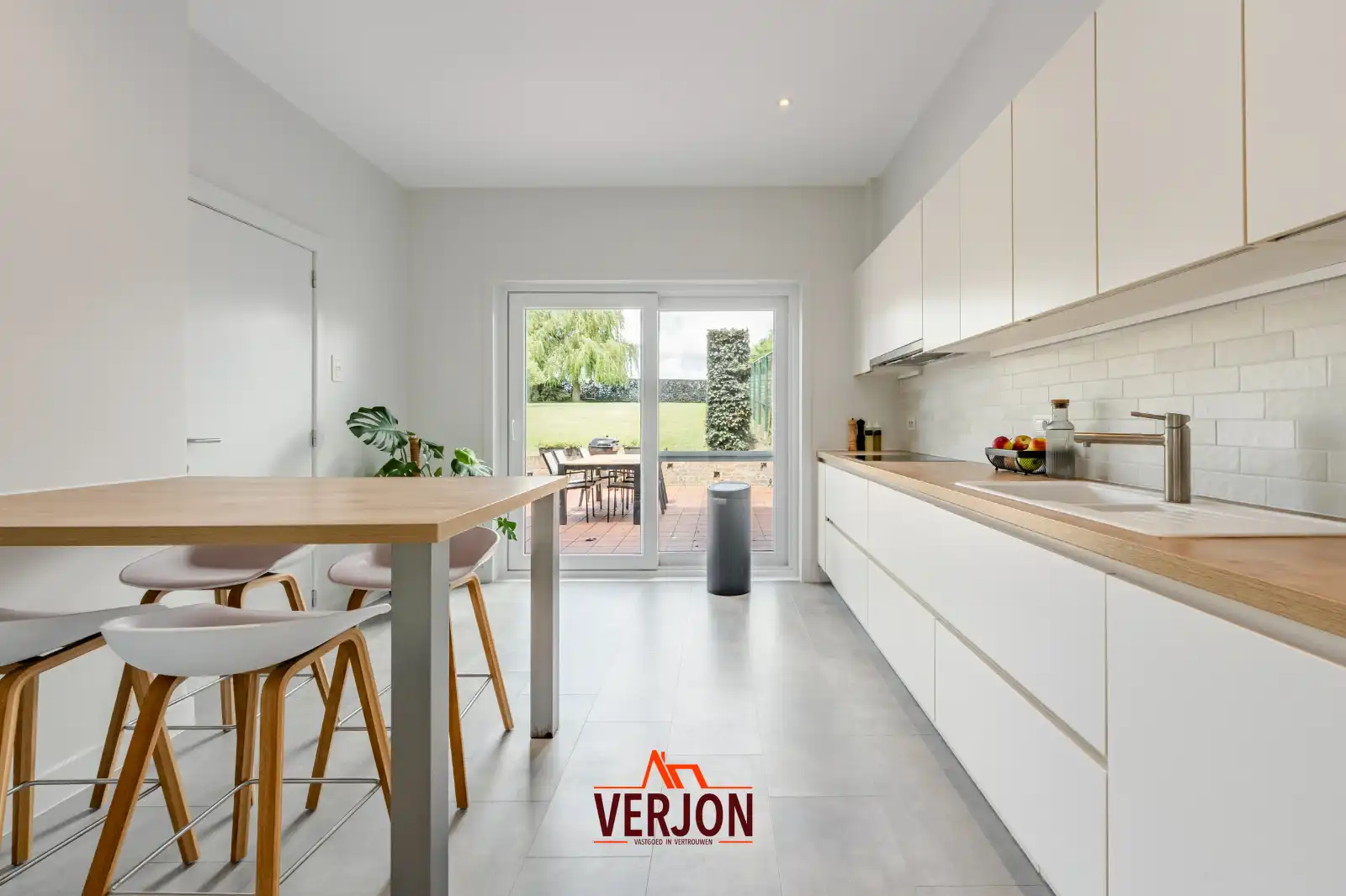 KIJKDAG 27/06/2026! Ruime gezinswoning op 1.863 m² met 4 slaapkamers en dubbele garage! foto 8