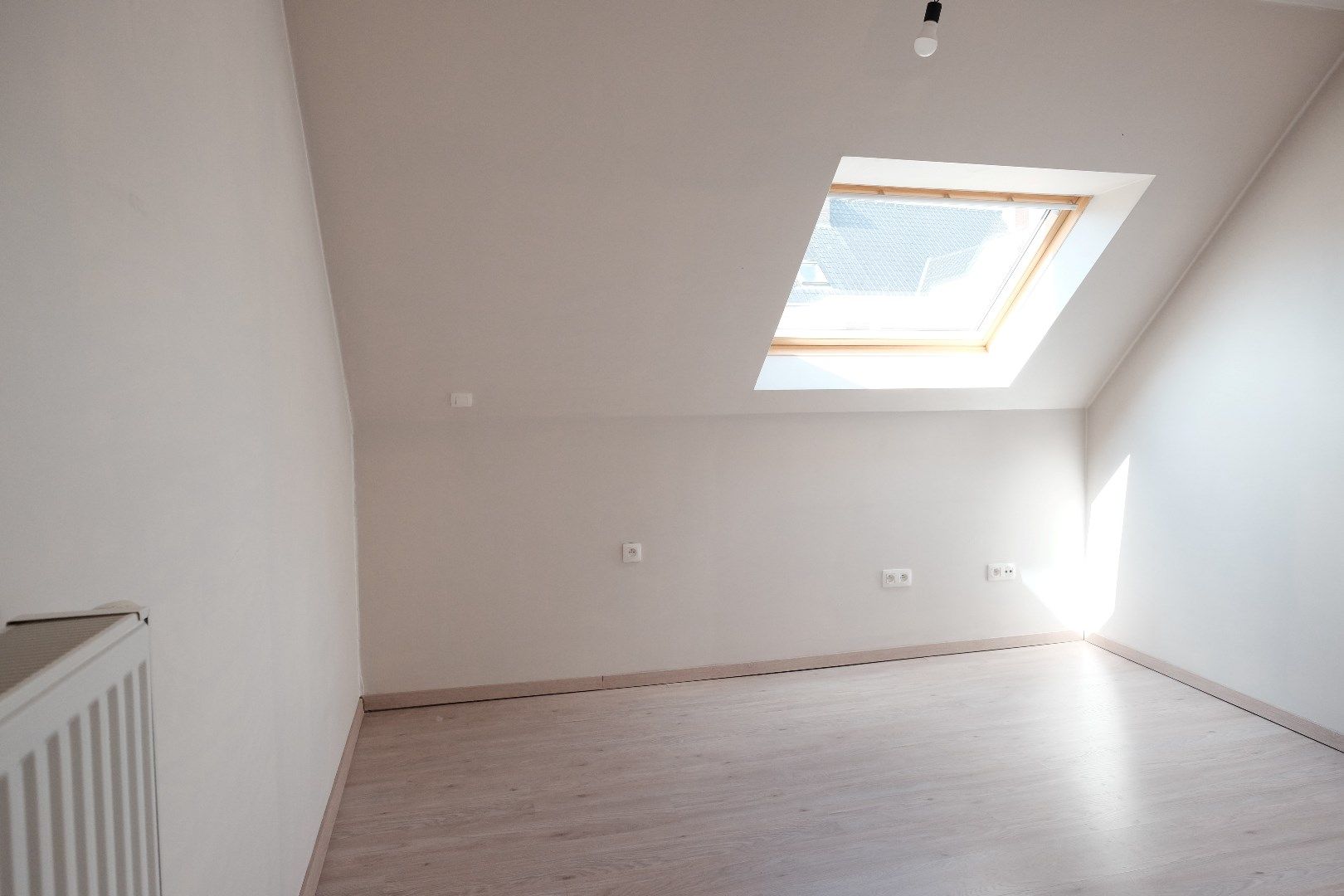 Duplex appartement met mooi zongericht terras en dubbele garage. foto 16