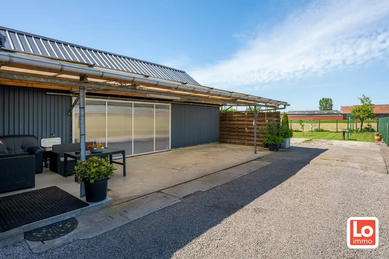Landelijk gelegen half open woning met ruim bijgebouw (ca. 65m) en grote tuin met open zicht tussen Hijfte en Lochristi. foto 31