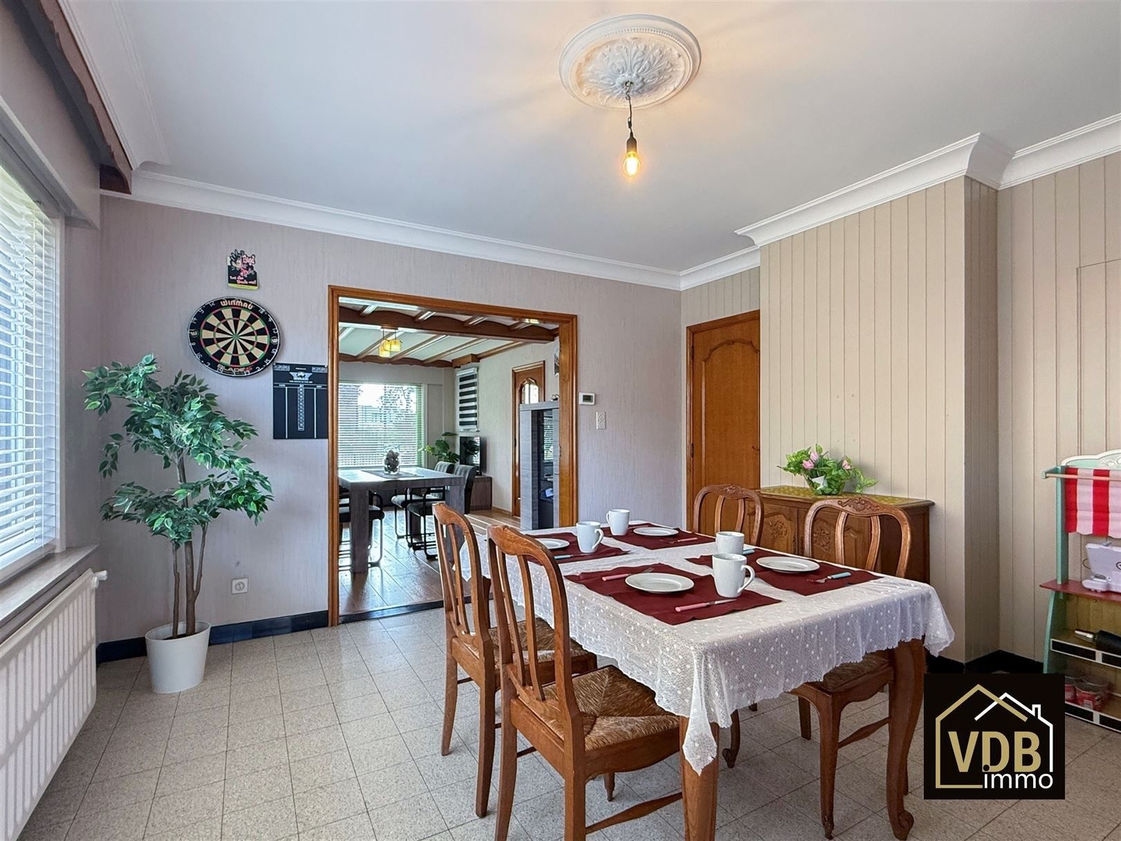  WONING MET 3 SLAAPKAMERS EN MEERDERE GARAGES foto 17