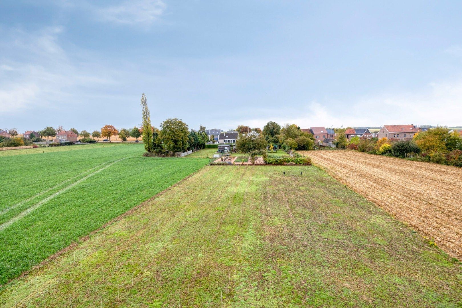 Open bebouwing met 4 slaapkamers, bureau, garage en prachtige tuin in Boutersem – EPC 158 kWh/m² - bewoonbare opp. 282 m² foto 44