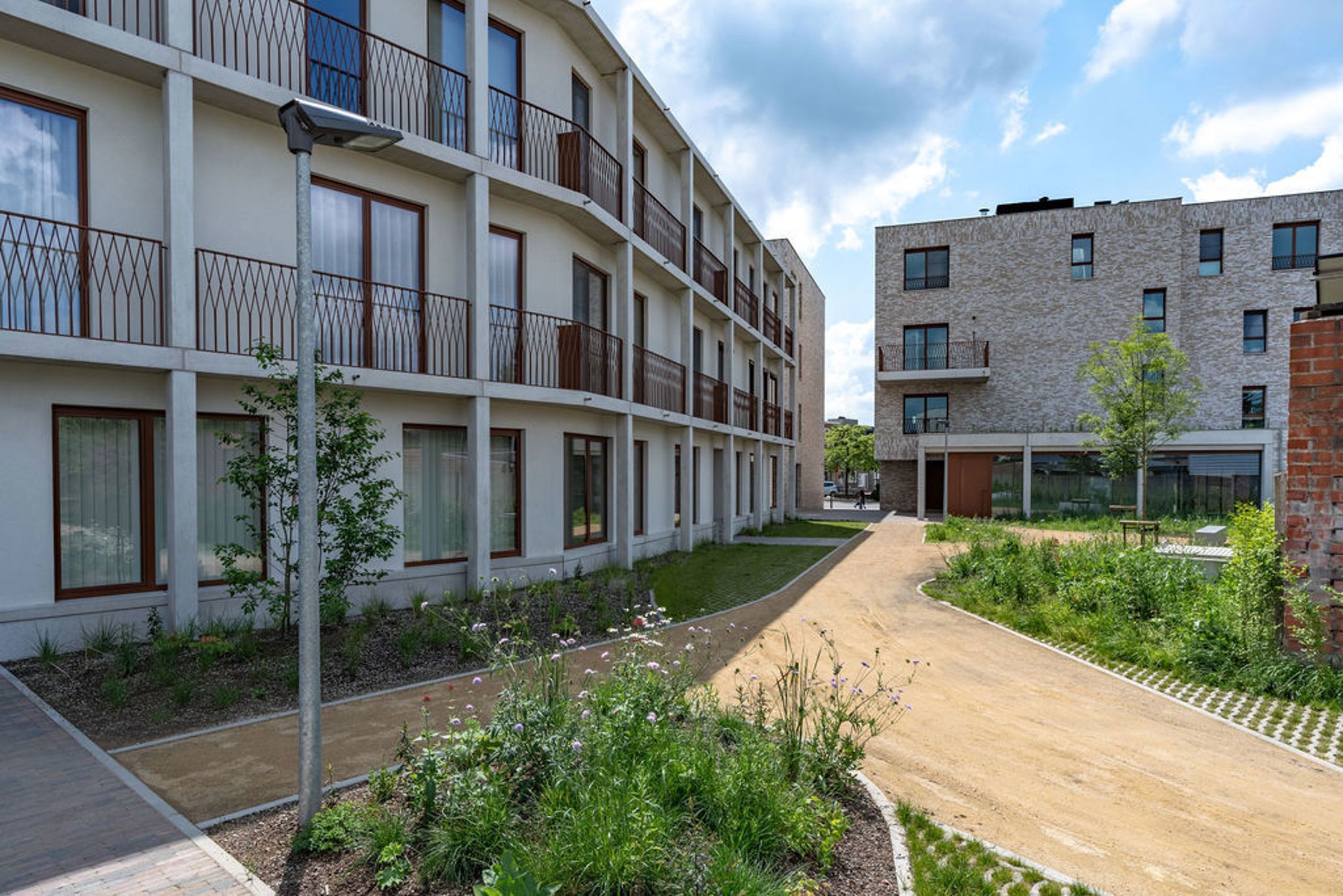 Uitzonderlijk wonen in een groen binnengebied in het centrum foto 6