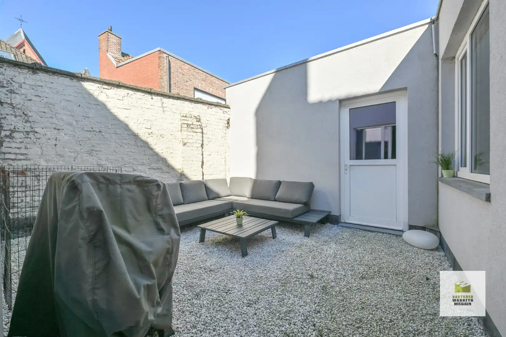 Instapklare woning met 3 slaapkamers en ruime berging/garage in centrum Wingene  foto 9